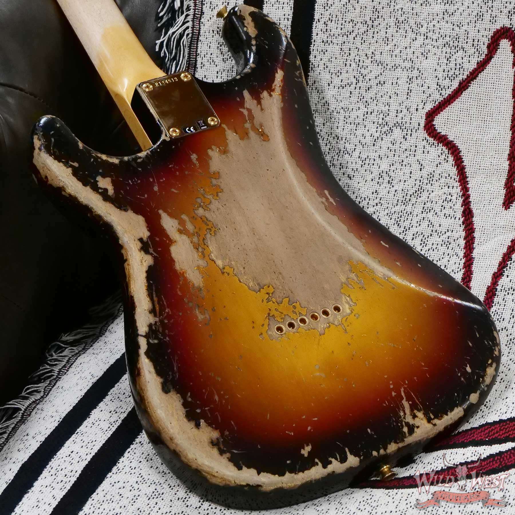 fendercs-25th1960st-ht-r134513-d7__wwg.jpg Fender Custom Shop Wild West Guitars 25th Anniversary 1960 Stratocaster Hardtail Madagascar Rosewood Fingerboard Heavy Relic 3 Tone Sunburst 6.90 LBS - Image 12