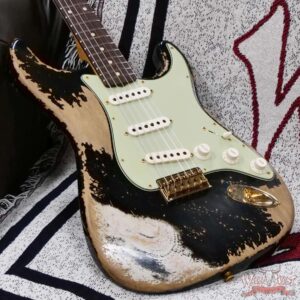 Fender Custom Shop Wild West Guitars 25th Anniversary 1960 Stratocaster Hardtail Madagascar Rosewood Fretboard Heavy Relic Black 7.25 LBS - Image 8
