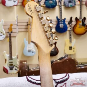 Fender Custom Shop Wild West Guitars 25th Anniversary 1960 Stratocaster Hardtail Madagascar Rosewood Fretboard Heavy Relic 3 Tone Sunburst 6.50 LBS - Image 11