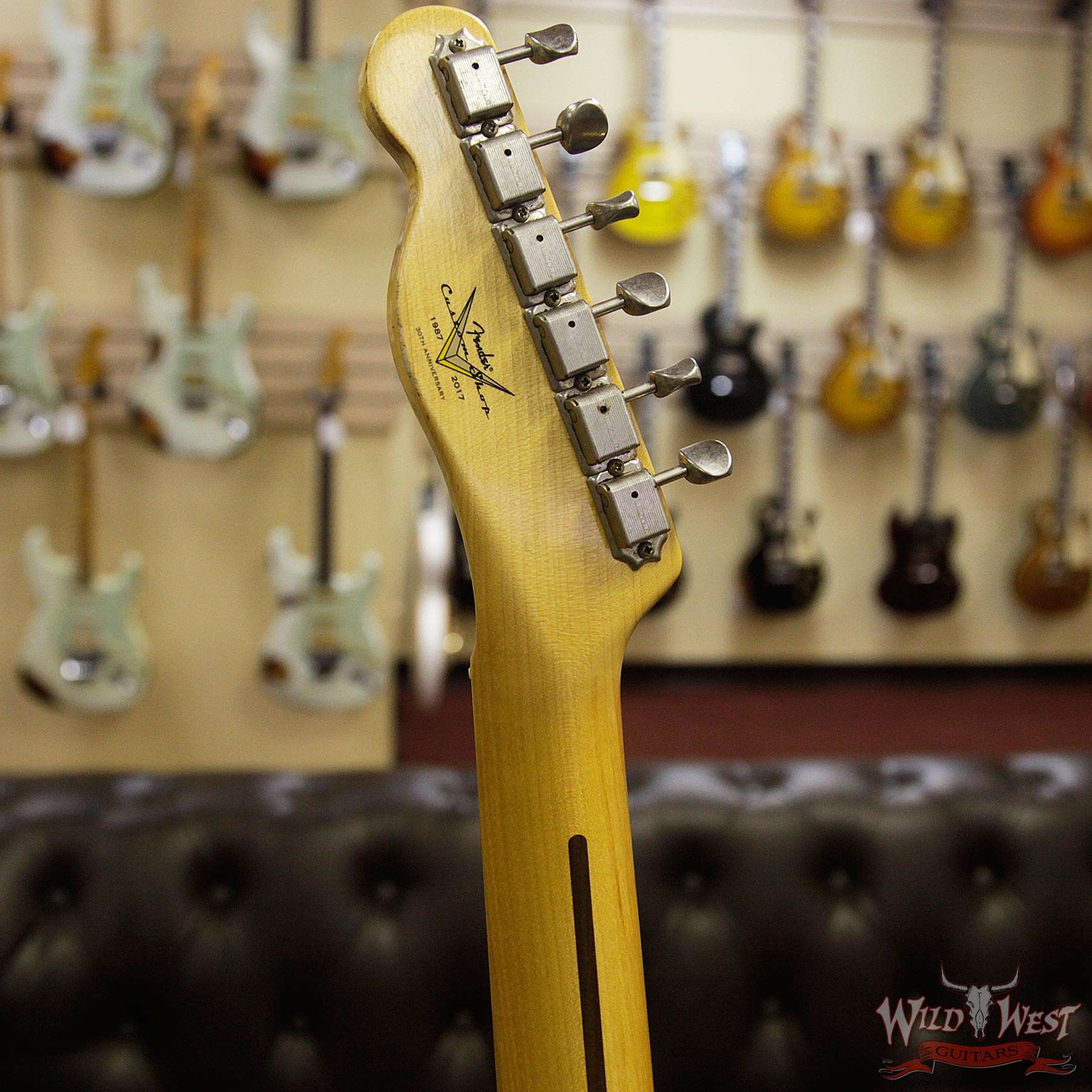 fendercs-50sthinlinetelerelic-champagnesparkle-r16205-hb__wwg.jpg Fender Custom Shop 2017 NAMM Limited Edition 50’s Thinline Telecaster Relic Champagne Sparkle - Image 10