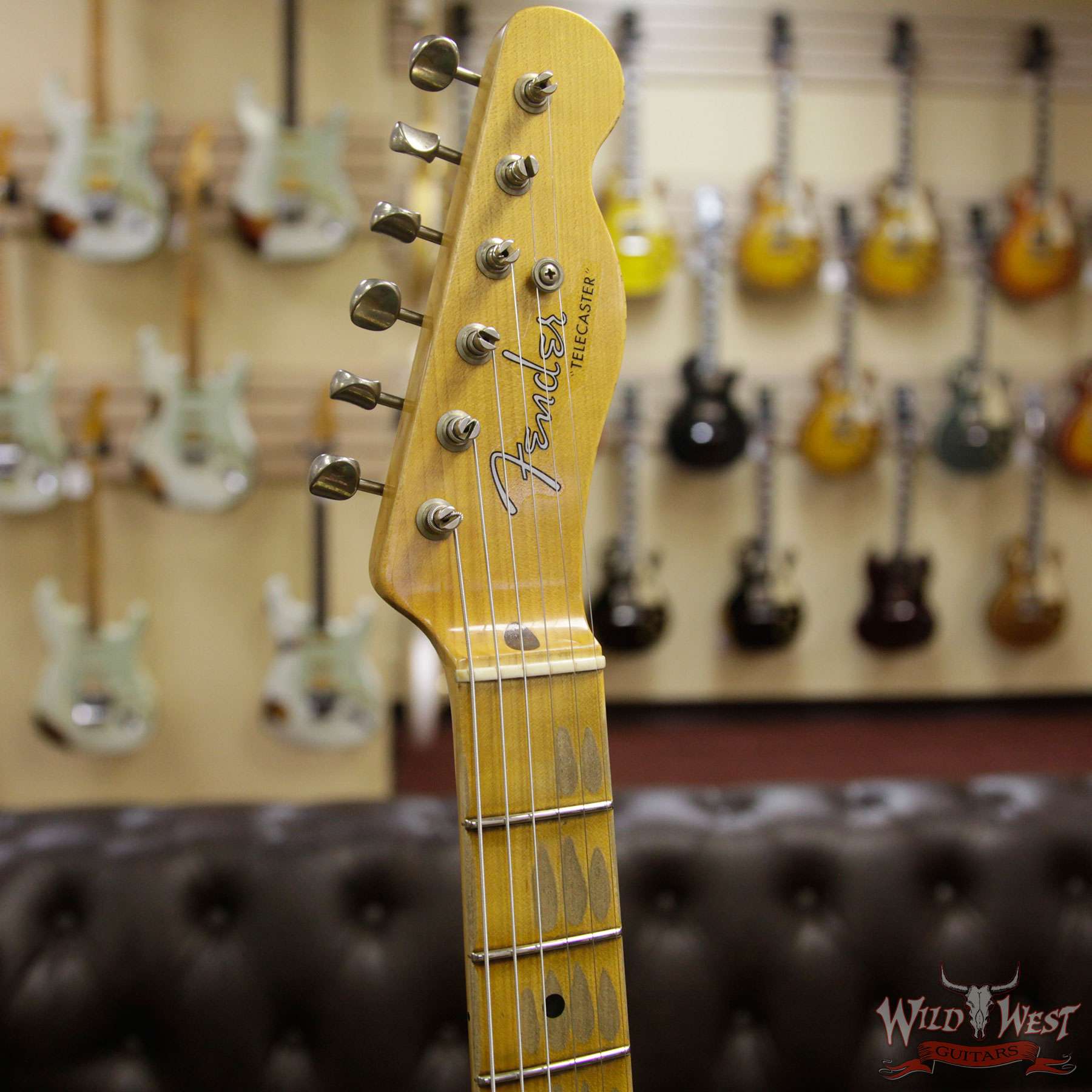 fendercs-50sthinlinetelerelic-champagnesparkle-r16205-hf__wwg.jpg Fender Custom Shop 2017 NAMM Limited Edition 50’s Thinline Telecaster Relic Champagne Sparkle - Image 7