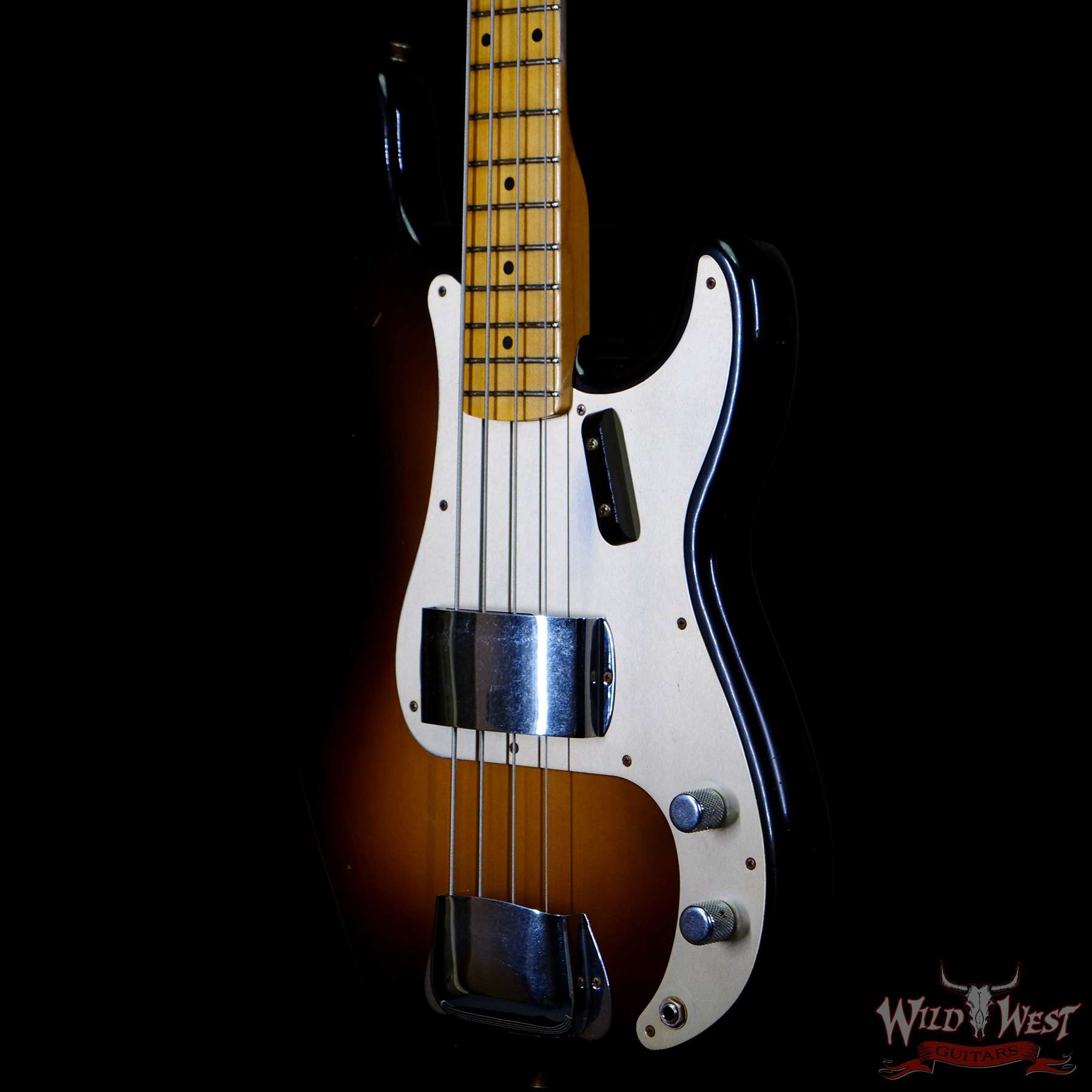 fendercs-57pbass-cz547650-br2__wwg.jpg Fender Custom Shop 1957 Precision Bass P-Bass Hand-Wound Pickups Journeyman Relic Wide-Fade 2-Color Sunburst - Image 2
