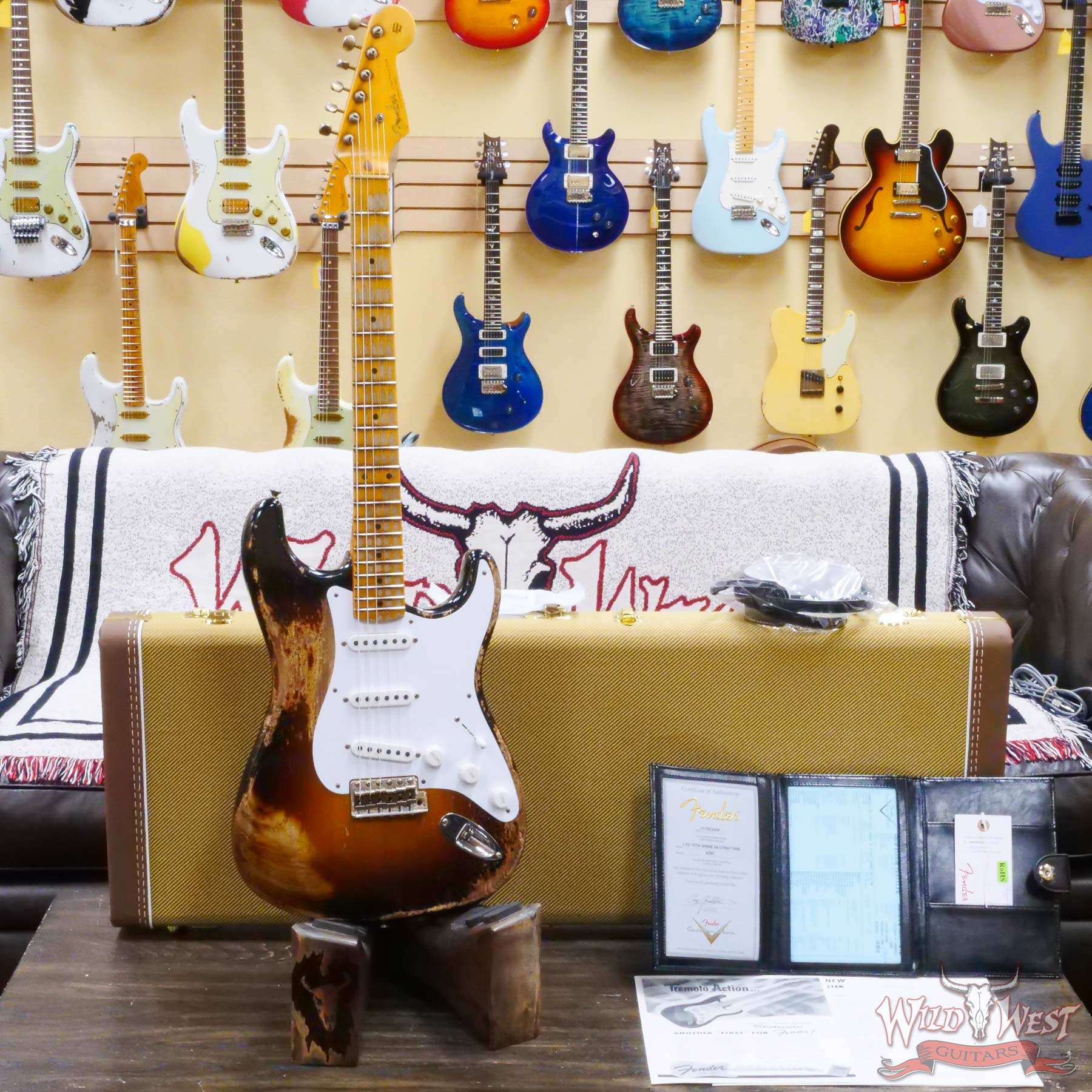 fendercs-70th1954strat-shr-xn4395-d1__wwg-1.jpg Fender Custom Shop Limited Edition 70th Anniversary 1954 Stratocaster Super Heavy Relic Wide Fade 2 Tone Sunburst 7.85 LBS - Image 6
