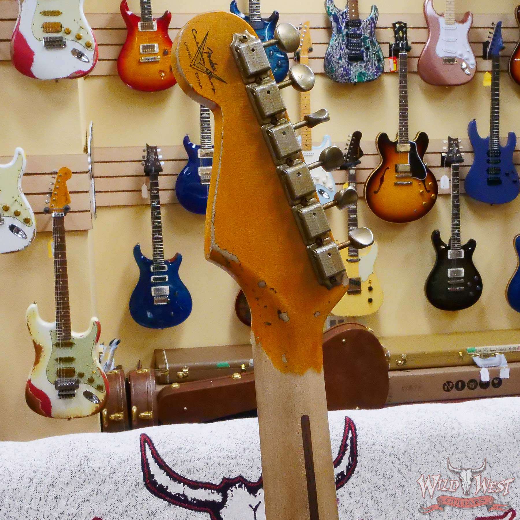 fendercs-70th1954strat-shr-xn4395-d6__wwg-1.jpg Fender Custom Shop Limited Edition 70th Anniversary 1954 Stratocaster Super Heavy Relic Wide Fade 2 Tone Sunburst 7.85 LBS - Image 11