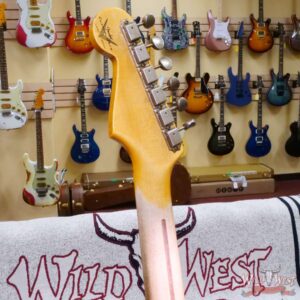 Fender Custom Shop Limited Edition 70th Anniversary 1954 Stratocaster Journeyman Relic Nocaster Blonde with Black Pickguard 7.50 LBS - Image 11