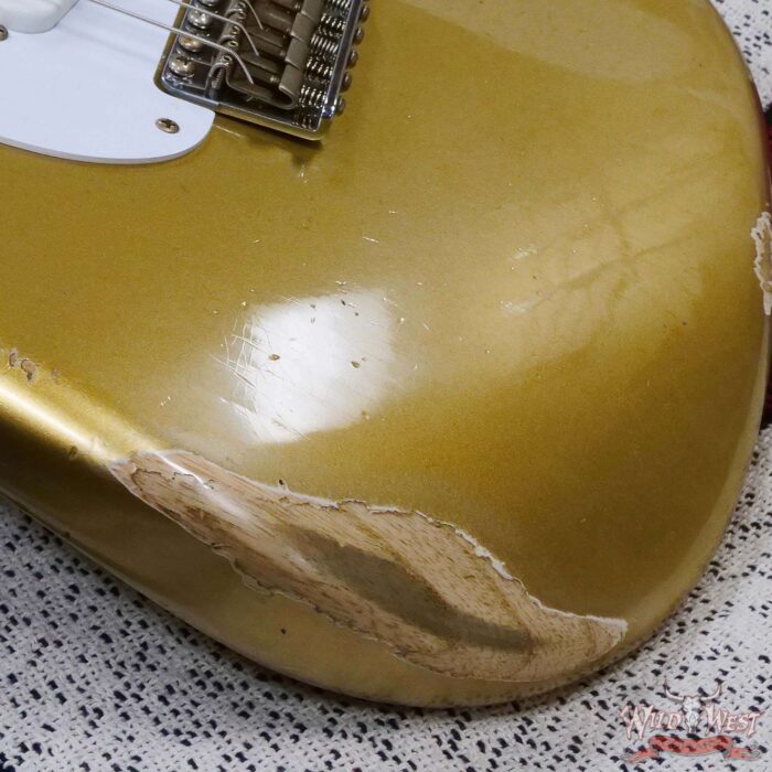 Fender Custom Shop Limited Edition 70th Anniversary 1954 Stratocaster Relic Aztec Gold 7.30 LBS - Image 9