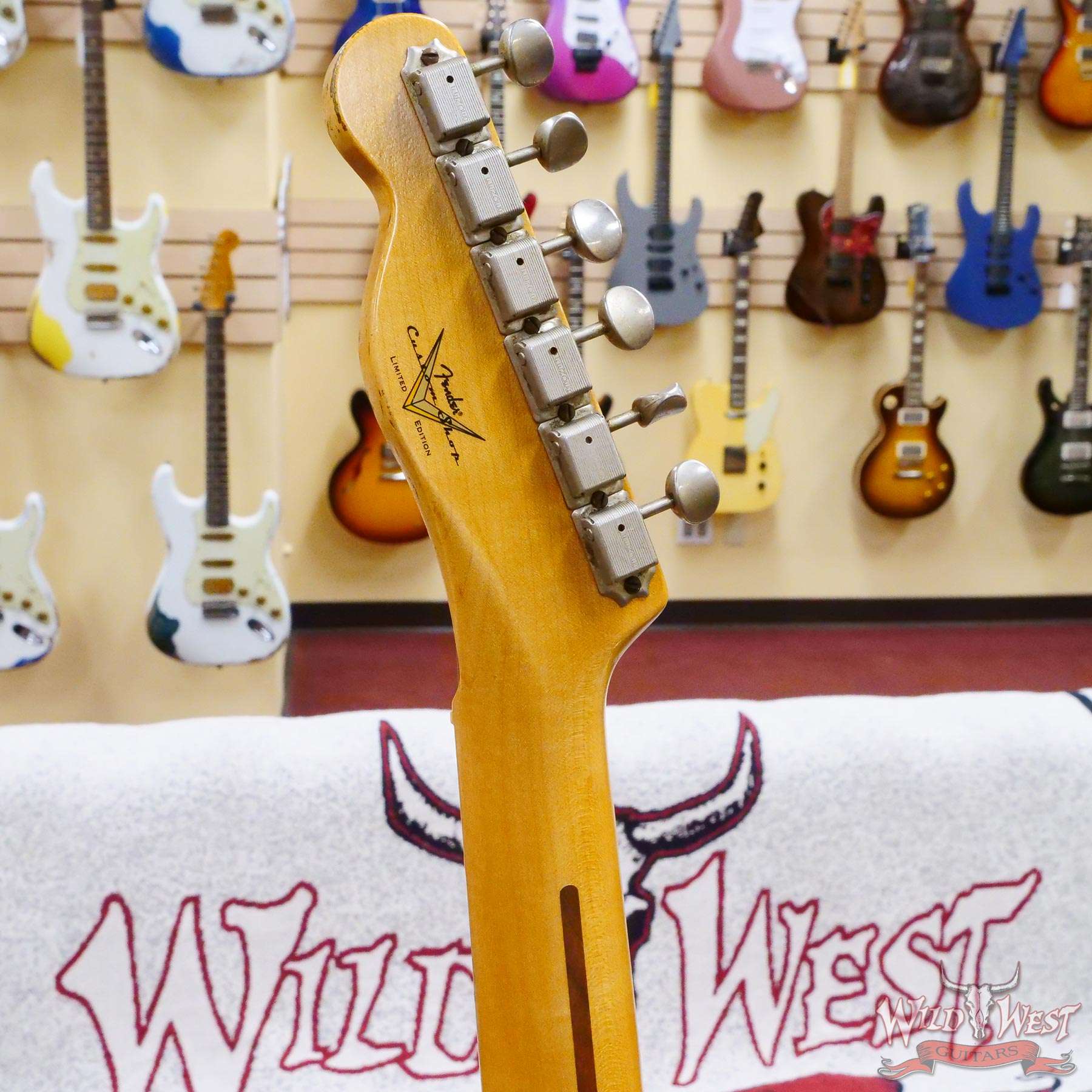 fendercs-70thbroadcaster-r113501-d6__wwg.jpg Fender Custom Shop Limited Edition 70th Anniversary Broadcaster (Telecaster) Relic Nocaster Blonde R113501 - Image 11