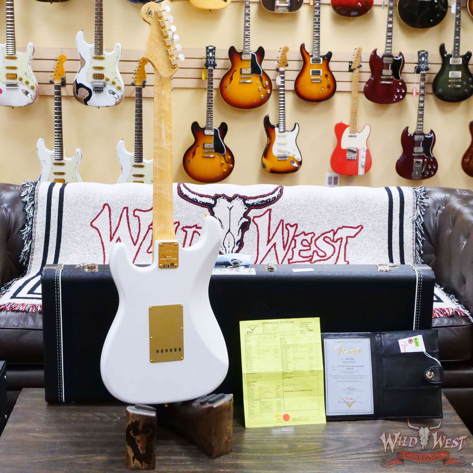 fendercs-75thstrat-nos-cz562107-d5__wwg.jpg Fender Custom Shop Limited Edition 75th Anniversary Stratocaster 5A Birdseye Maple Neck Rosewood Fingerboard NOS Diamond White Pearl - Image 10
