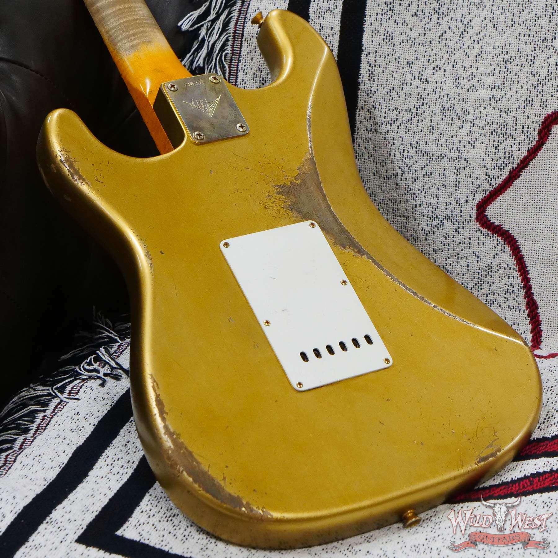 fendercs-ah0131-d6__wwg.jpg Fender Custom Shop Andy Hicks Masterbuilt 1962 Poblano Stratocaster Josefina Hand-Wound Pickups Relic Aged Aztec Gold - Image 11