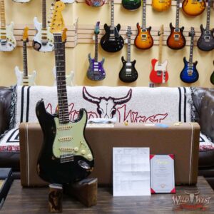 Fender Custom Shop Andy Hicks Masterbuilt 1961 Stratocaster Hardtail Brazilian Rosewood Board Josefina Hand-Wound Relic Black 6.90 LBS - Image 6