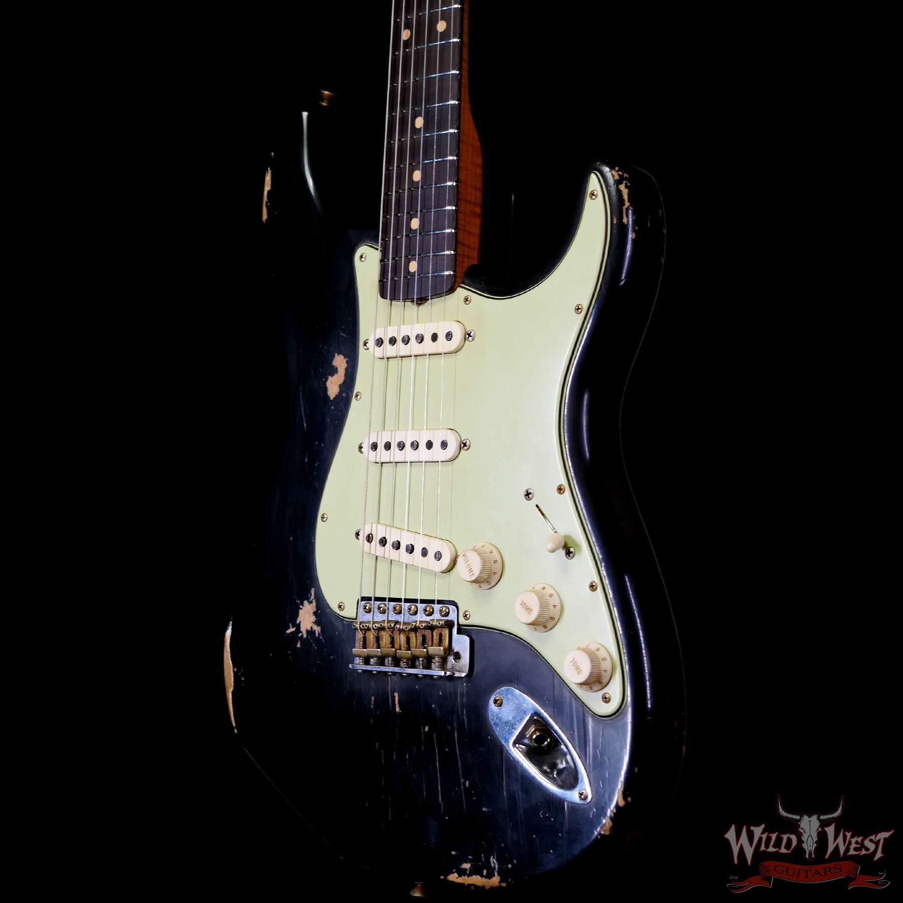 fendercs-ah0218-br__wwg.jpg Fender Custom Shop Andy Hicks Masterbuilt 1961 Stratocaster Roasted Flame Maple Neck Brazilian Rosewood Board Relic Black - Image 2