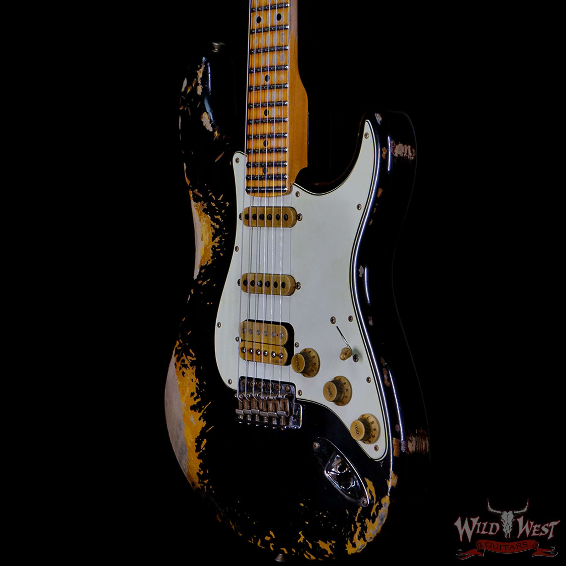 fendercs-bl-r115841-br__wwg.jpg Fender Custom Shop Wild West Black Lightning 2.0 Stratocaster HSS Maple Board 22 Frets Heavy Relic 2 Tone Sunburst - Image 2
