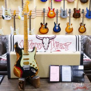 Fender Custom Shop Wild West Black Lightning Stratocaster HSS Floyd Rose Maple Board 22 Frets Heavy Relic Candy Apple Red - Image 6