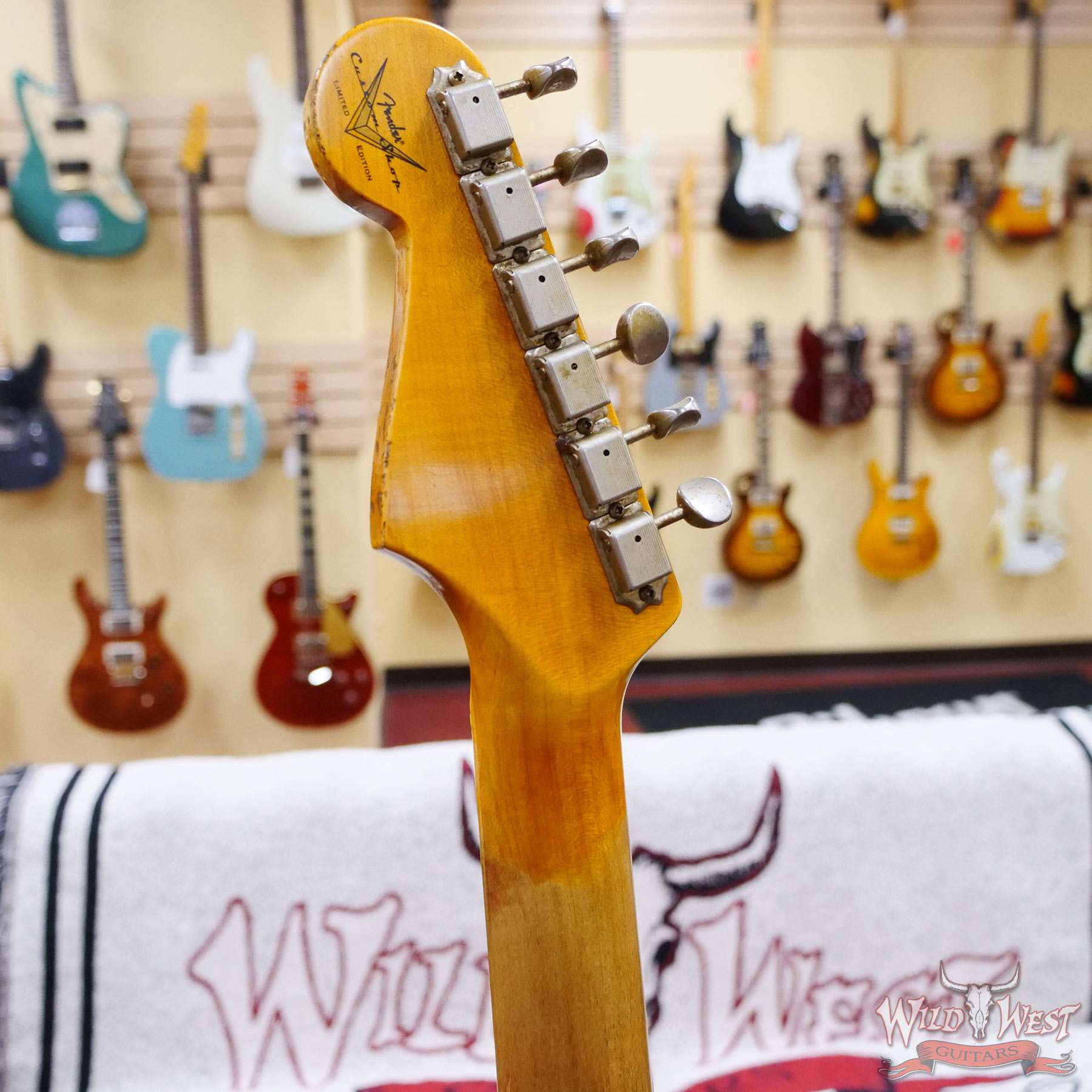 fendercs-bl2-rw22-lpb-r116029-d5__wwg.jpg Fender Custom Shop Wild West Black Lightning 2.0 Stratocaster HSS Maple Board 22 Frets Heavy Relic Lake Placid Blue - Image 10