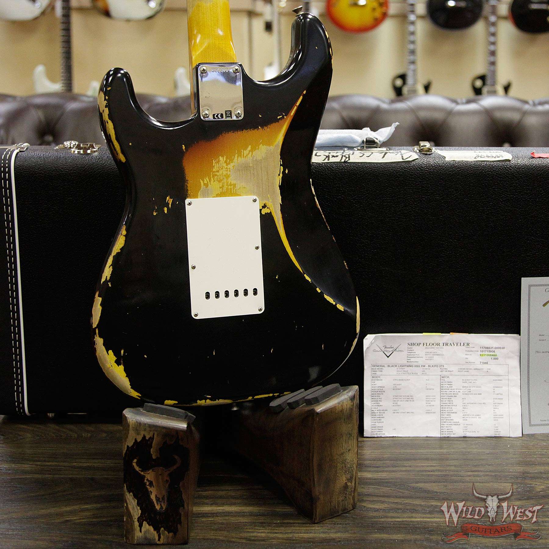 fendercs-blacklightning2-3ts-r91290-d4__wwg.jpg Fender Custom Shop Black Lightning 2.0 Stratocaster Heavy Relic HSS 21 Frets Rosewood Board 3 Tone Sunburst - Image 14