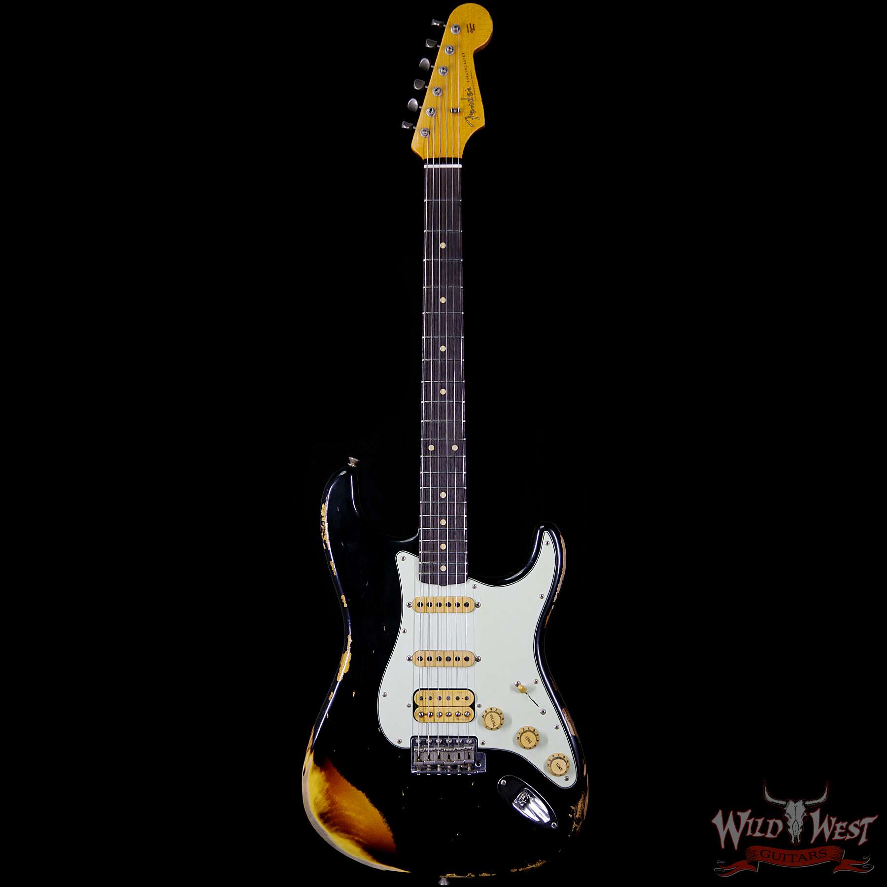 fendercs-blacklightning2-3ts-r91290-f__wwg.jpg Fender Custom Shop Black Lightning 2.0 Stratocaster Heavy Relic HSS 21 Frets Rosewood Board 3 Tone Sunburst - Image 4