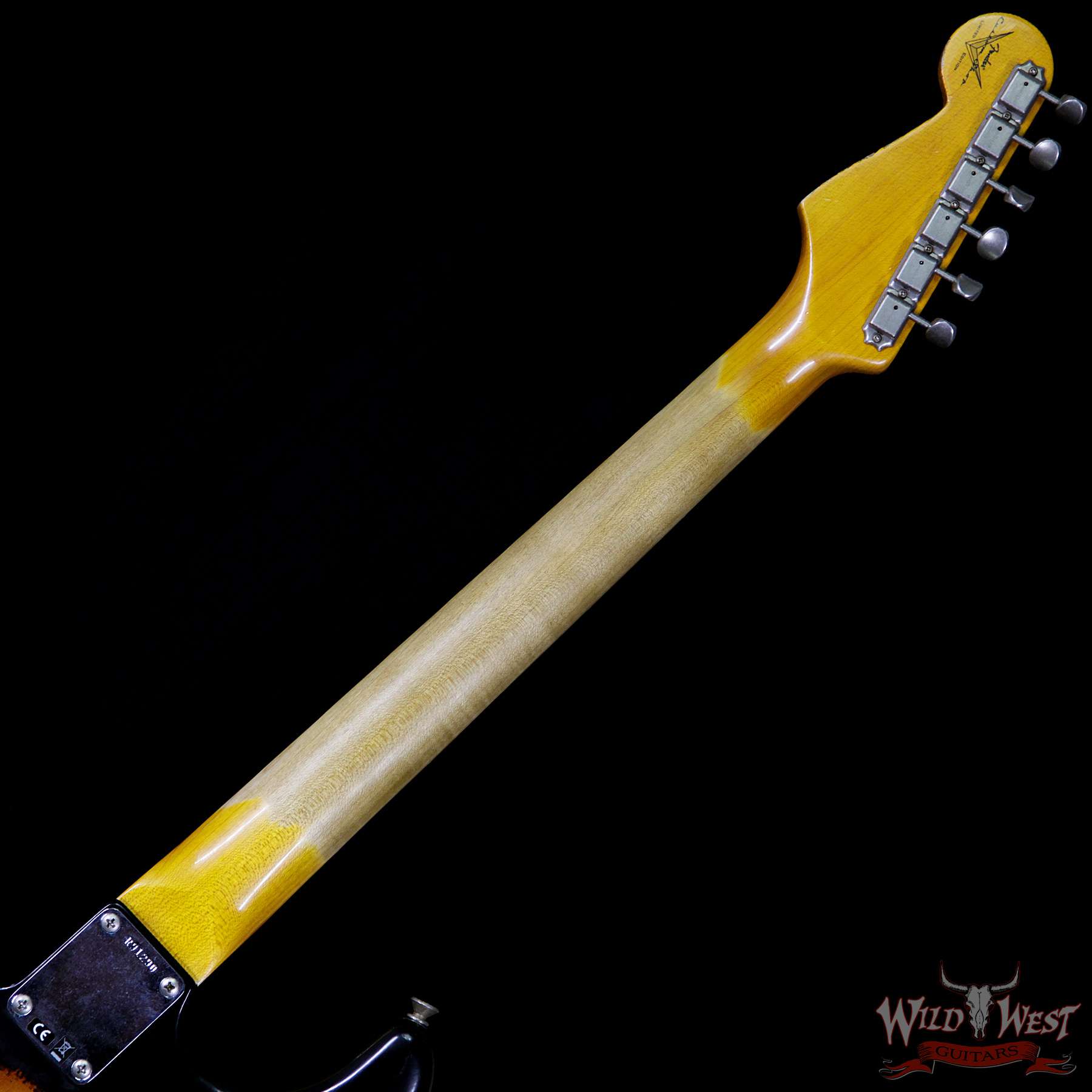 fendercs-blacklightning2-3ts-r91290-nb__wwg.jpg Fender Custom Shop Black Lightning 2.0 Stratocaster Heavy Relic HSS 21 Frets Rosewood Board 3 Tone Sunburst - Image 8