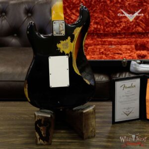 Fender Custom Shop Black Lightning Floyd Rose Stratocaster Heavy Relic HSS 21 Frets 3 Tone Sunburst - Image 15