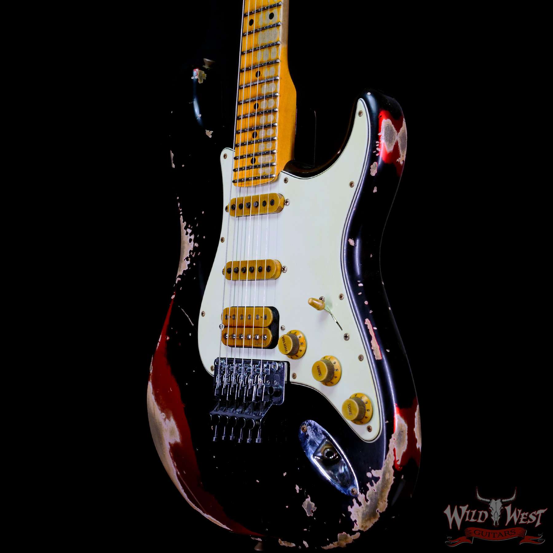 fendercs-blfr-car-r116197-br__wwg.jpg Fender Custom Shop Wild West Black Lightning Stratocaster HSS Floyd Rose Maple Board 22 Frets Heavy Relic Candy Apple Red - Image 2