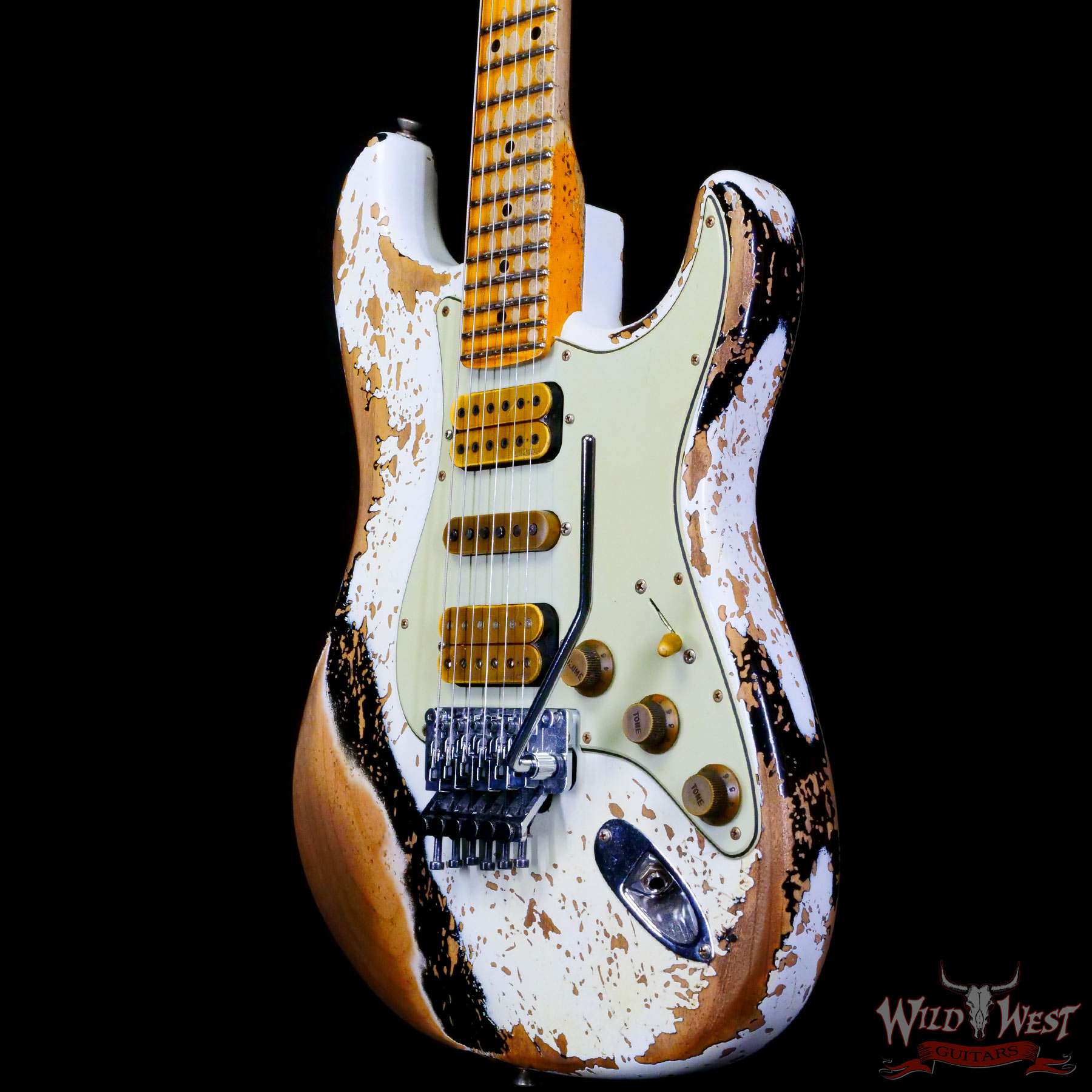 fendercs-blfr-hsh-r127544-br__wwg.jpg Fender Custom Shop Wild West White Lightning Stratocaster HSH Floyd Rose Maple Board Heavy Relic Olympic White over Black - Image 2