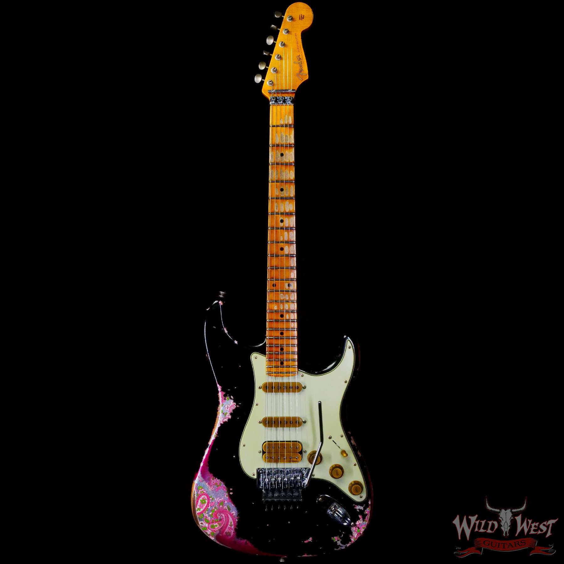 fendercs-blfr-ppsly-r130920-c1__wwg.jpg Fender Custom Shop Wild West Black Lightning Stratocaster HSS Floyd Rose Maple Board 22 Frets Heavy Relic Pink Paisley - Image 3