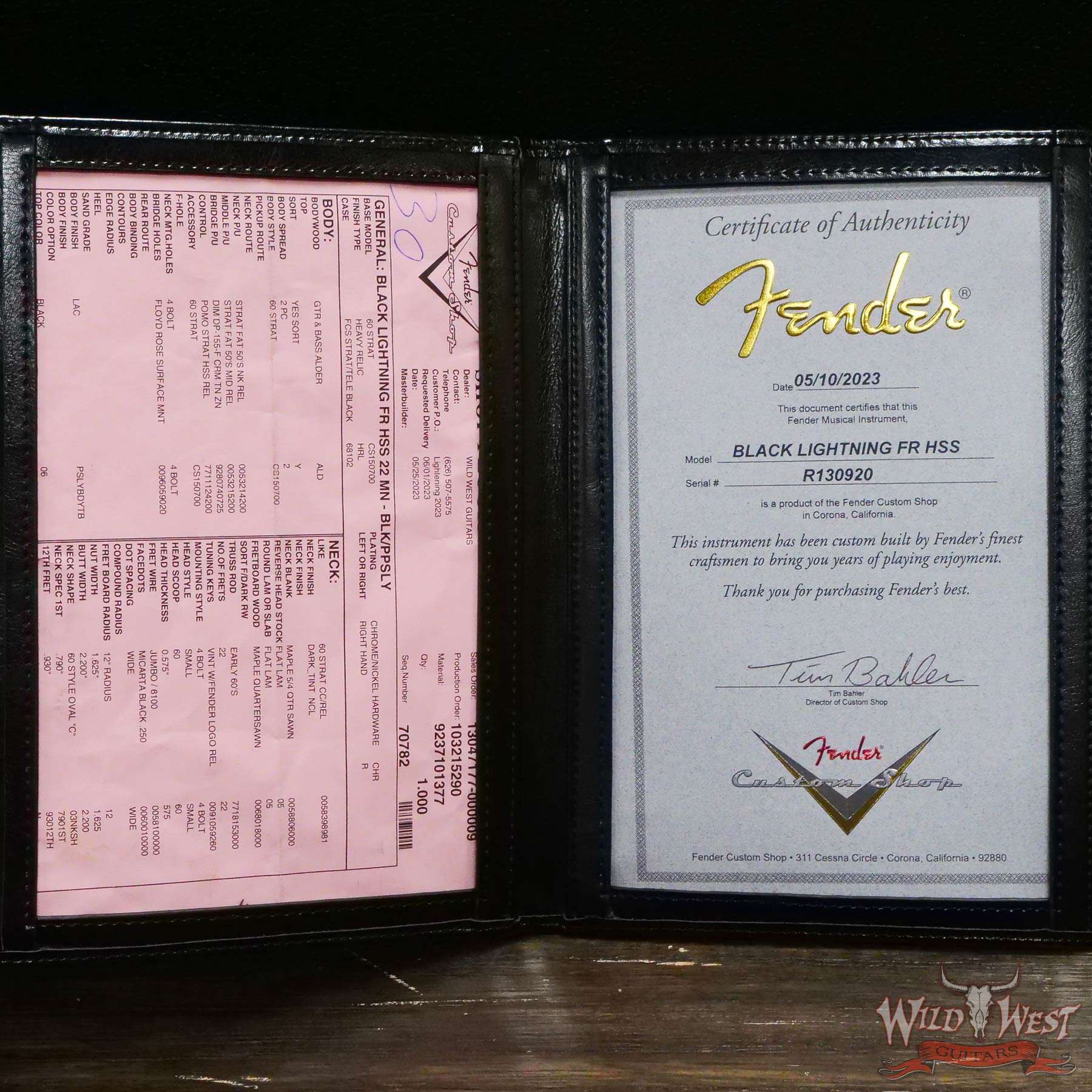 fendercs-blfr-ppsly-r130920-d9__wwg.jpg Fender Custom Shop Wild West Black Lightning Stratocaster HSS Floyd Rose Maple Board 22 Frets Heavy Relic Pink Paisley - Image 14