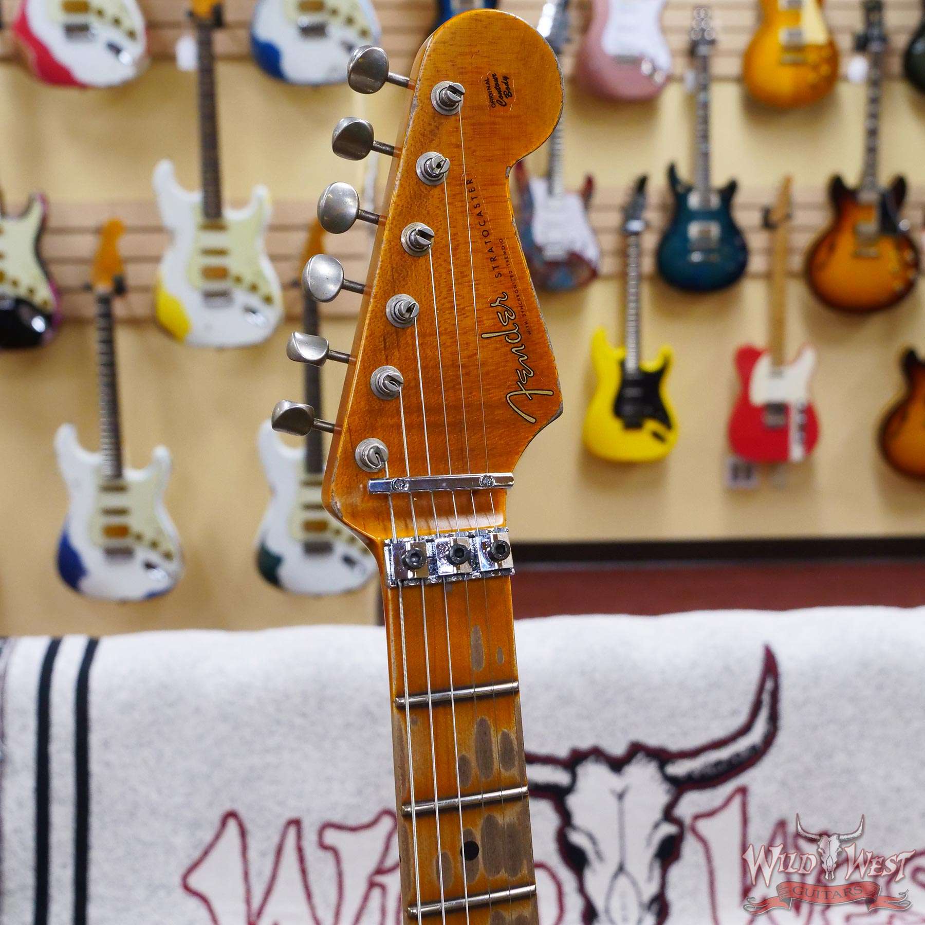 fendercs-blfr-r129666-d2__wwg.jpg Fender Custom Shop Wild West Black Lightning Stratocaster HSS Floyd Rose Maple Board 22 Frets Heavy Relic Lake Placid Blue - Image 7