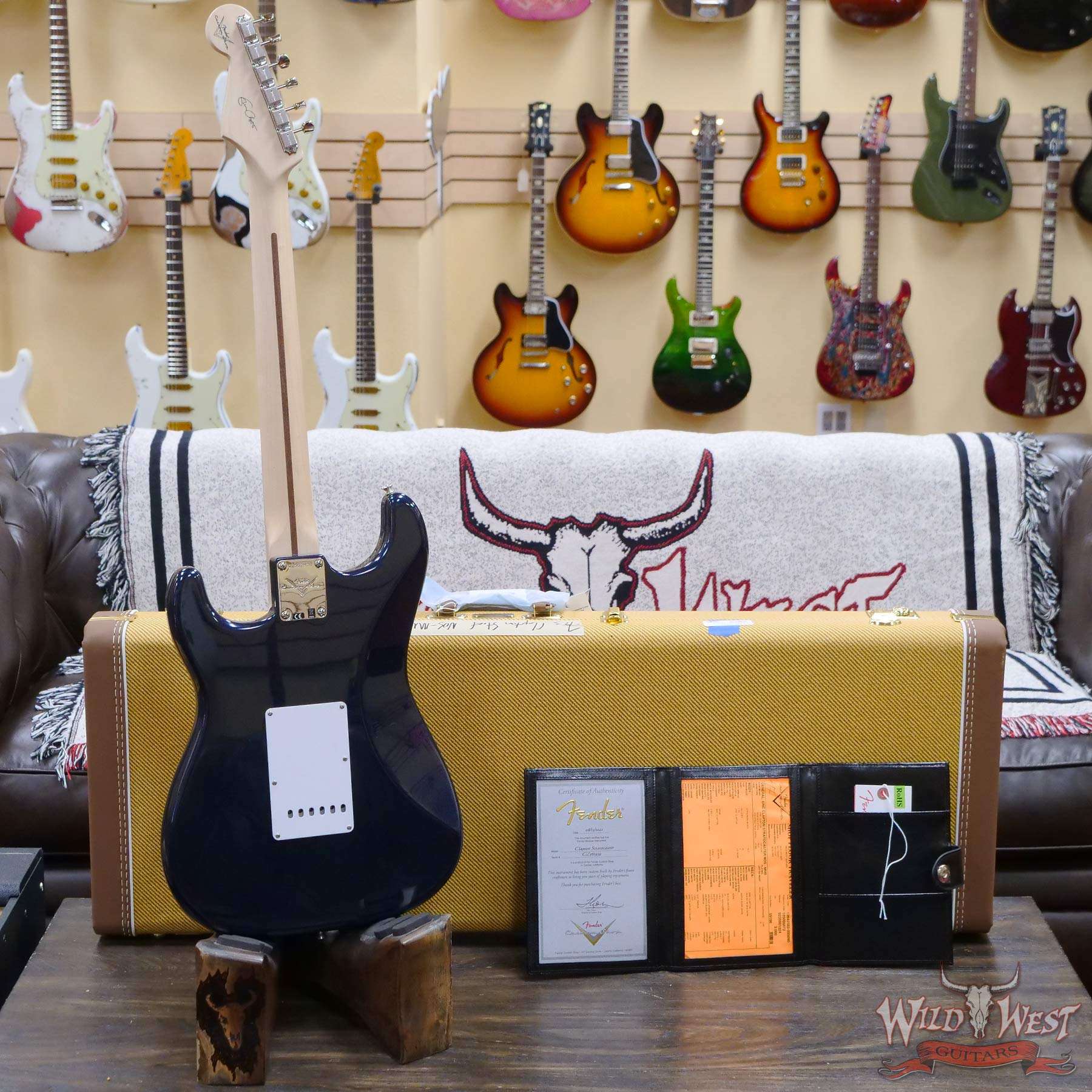 fendercs-claptonstrat-cz562939-d4__wwg.jpg Fender Custom Shop Eric Clapton Signature Stratocaster Maple Fingerboard NOS Midnight Blue - Image 9