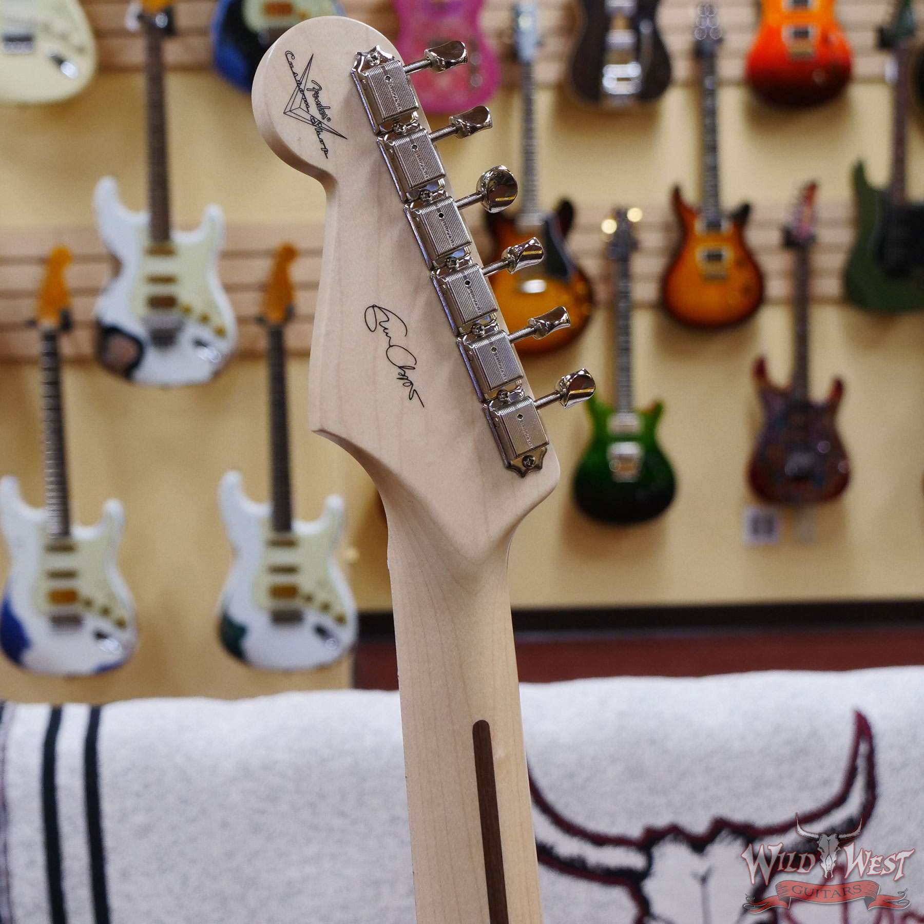 fendercs-claptonstrat-cz562939-d5__wwg.jpg Fender Custom Shop Eric Clapton Signature Stratocaster Maple Fingerboard NOS Midnight Blue - Image 10