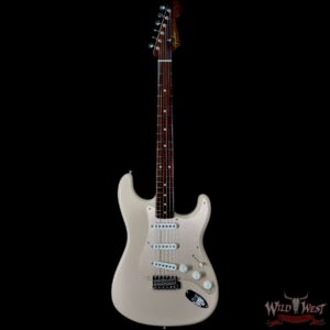 Fender Custom Shop LTD 1957 Stratocaster Rosewood Neck DLX Closet Classic Hand-Wound Pickups Desert Sand - Image 3