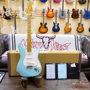 Fender Custom Shop 1957 Stratocaster Hand-Wound Pickups Maple Neck Relic Faded Aged Daphne Blue - Image 6