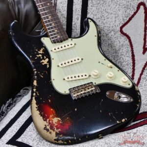 Fender Custom Shop 1960 Stratocaster Heavy Relic Aged Black over 3 Tone Sunburst 7.65 lbs - Image 8