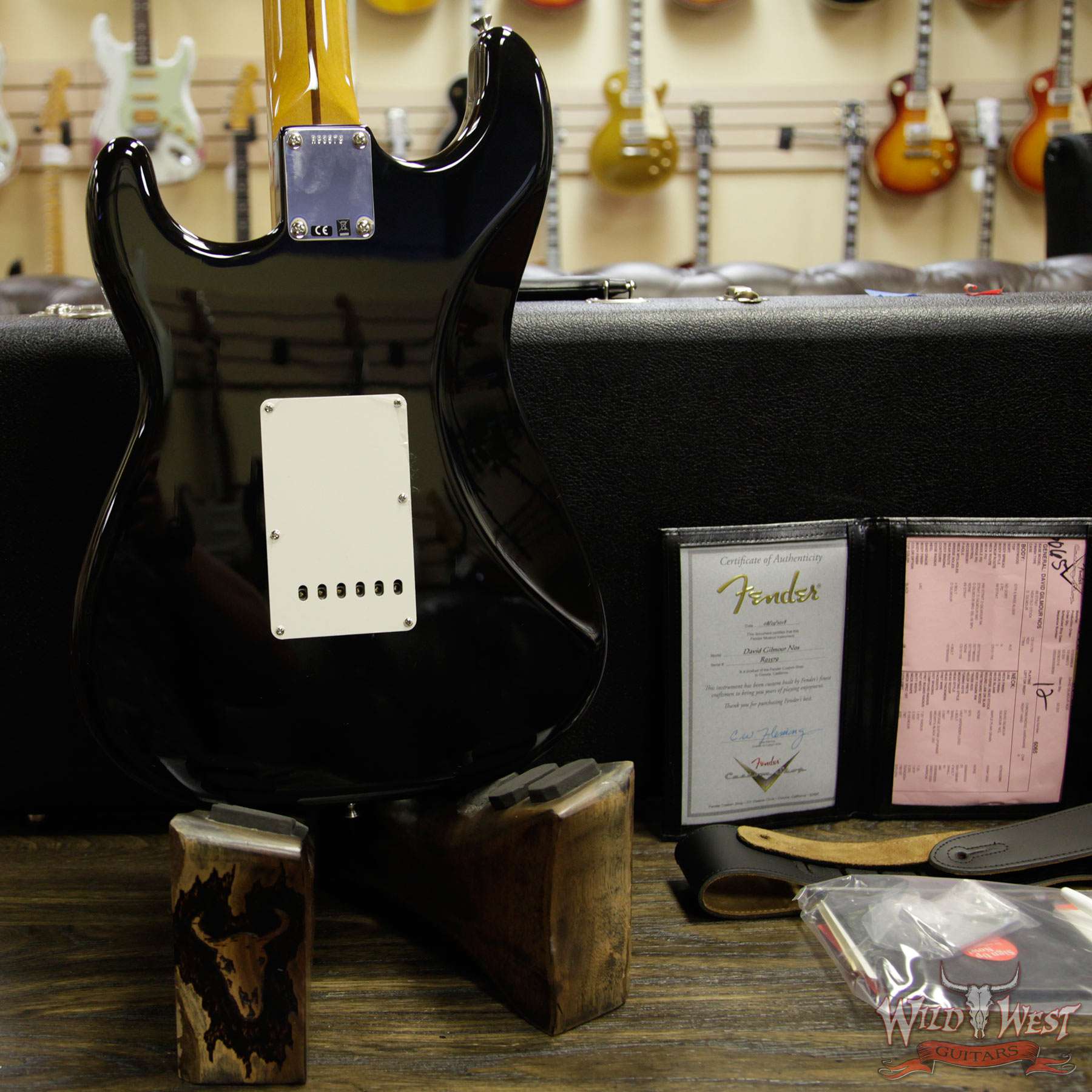 fendercs-daivdgilnour-r93579-.d4jpg__wwg.jpg 2018 Fender Custom Shop David Gilmour Signature Stratocaster NOS - Image 10