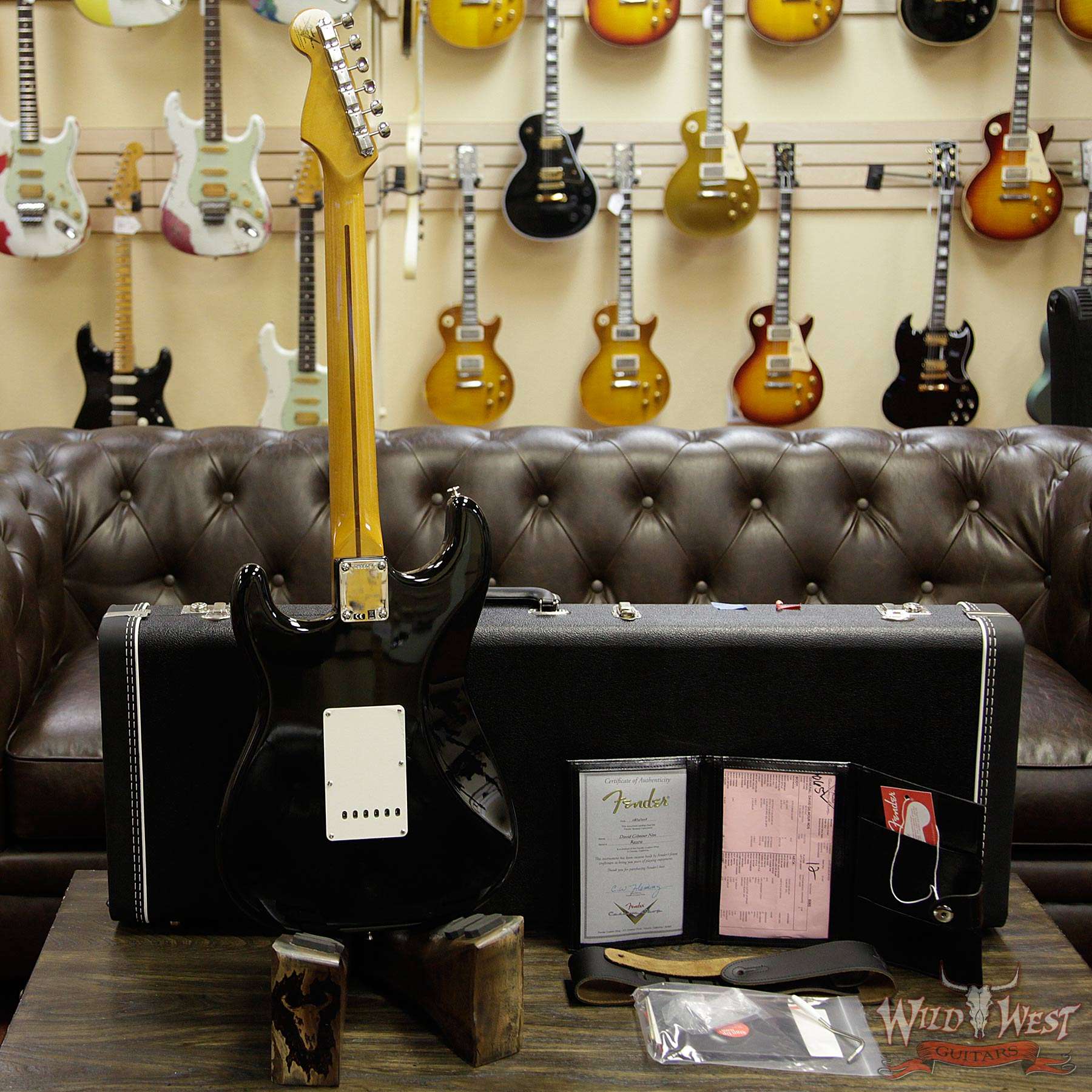 fendercs-daivdgilnour-r93579-__wwg.jpg 2018 Fender Custom Shop David Gilmour Signature Stratocaster NOS - Image 9