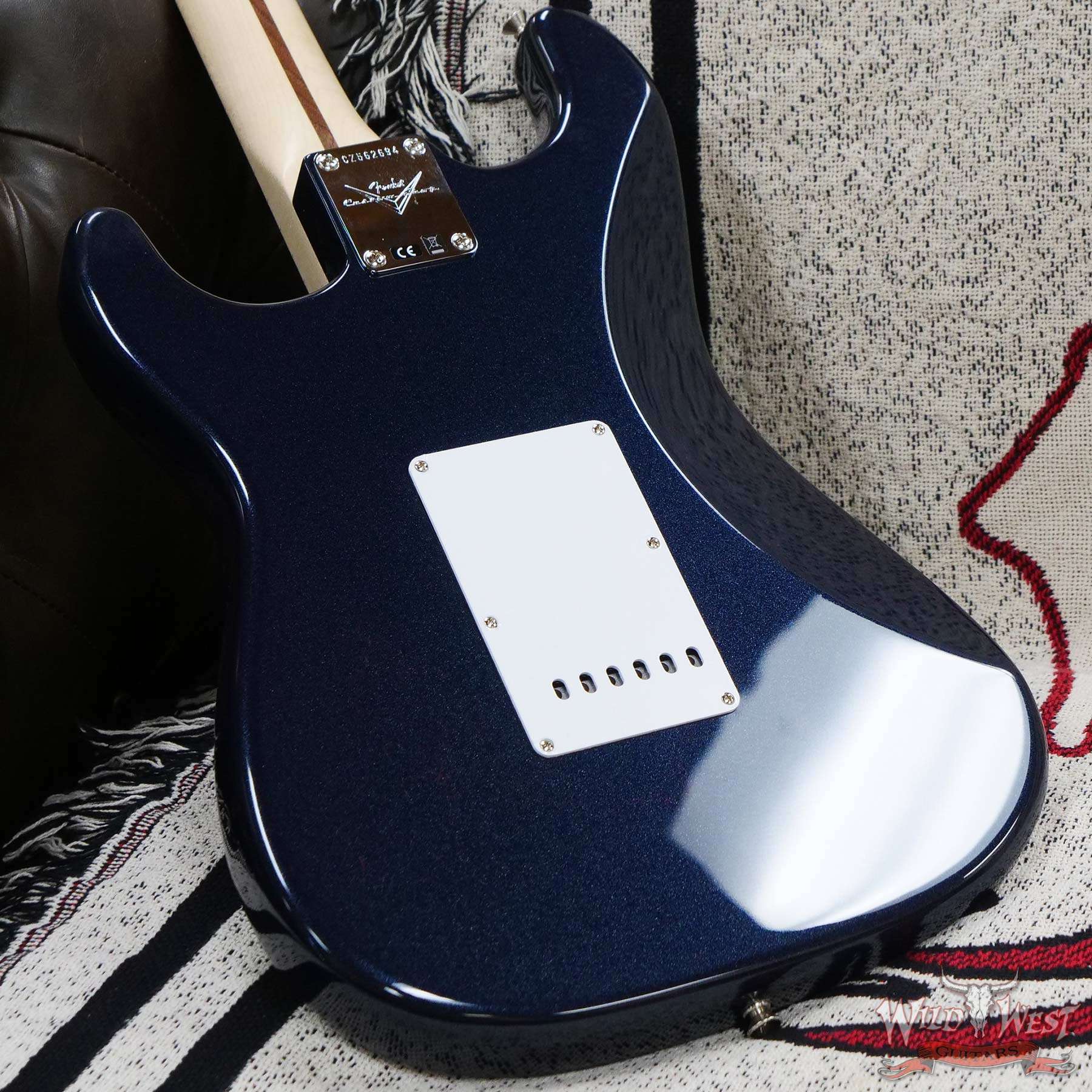 fendercs-ericclapton-nos-mnb-cz562694-d6__wwg.jpg Fender Custom Shop Eric Clapton Signature Stratocaster Maple Fingerboard NOS Midnight Blue - Image 11