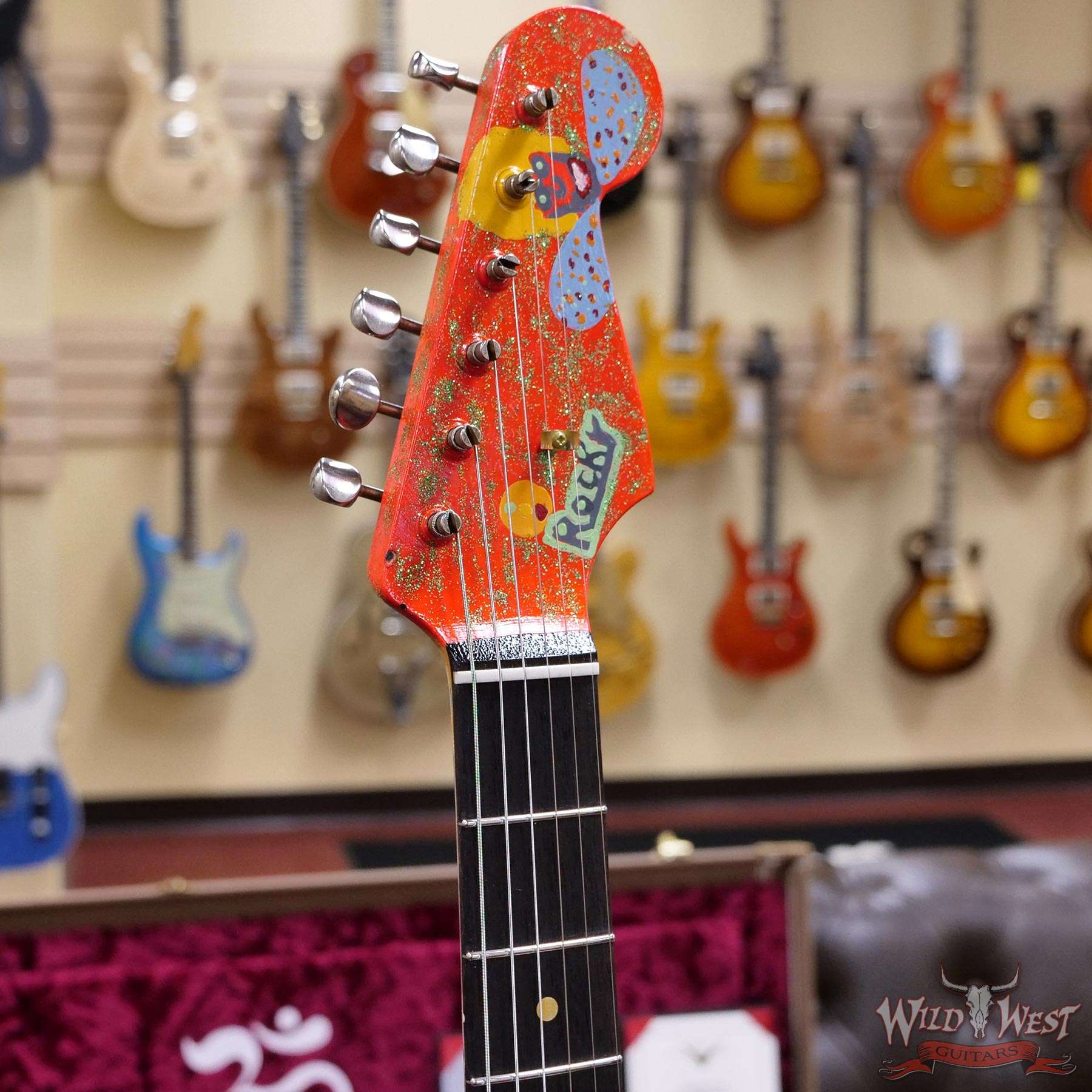 fendercs-ghr188-d2__wwg.jpg Fender Custom Shop Limited Editon George Harrison Rocky Strat Stratocaster Masterbuilt by Paul Waller Painted by Pamelina H. - Image 10
