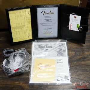 Fender Custom Shop Limited Edition 70th Anniversary 1954 Stratocaster Relic Nocaster Blonde with Black Pickguard 7.55 LBS - Image 15