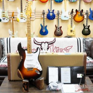 Fender Custom Shop Limited Edition 70th Anniversary 1954 Stratocaster Hardtail Heavy Relic Wide Fade 2 Tone Sunburst 6.90 LBS - Image 6