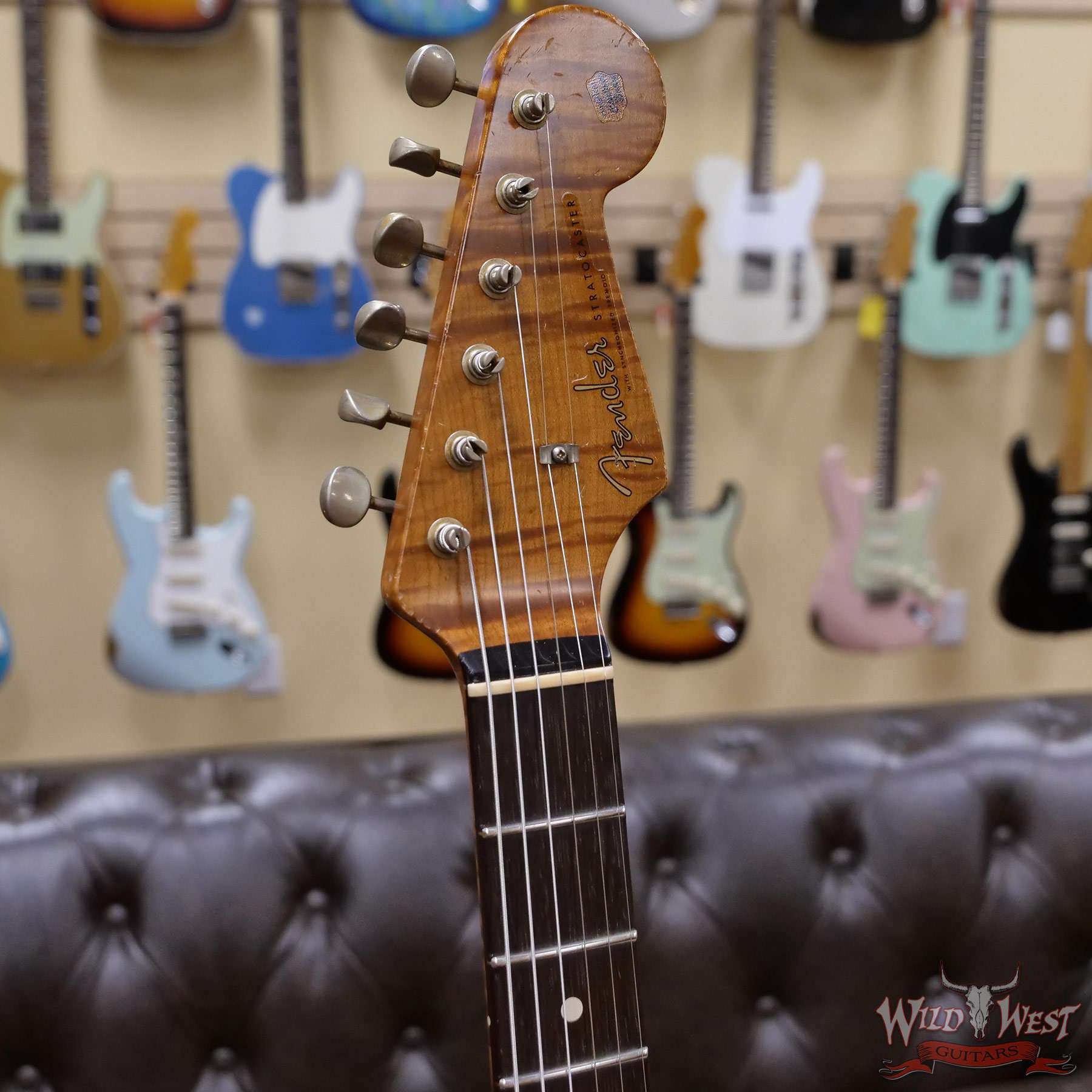 fendercs-mbdg-1957stratbrz-jm-r104808-hf__wwg.jpg Fender Custom Shop Dennis Galuszka Masterbuilt Roasted 1959 Stratocaster Journeyman Relic Brazilian Rosewood Slab Board Hand-Wound Pickups Aged Surf Green - Image 7