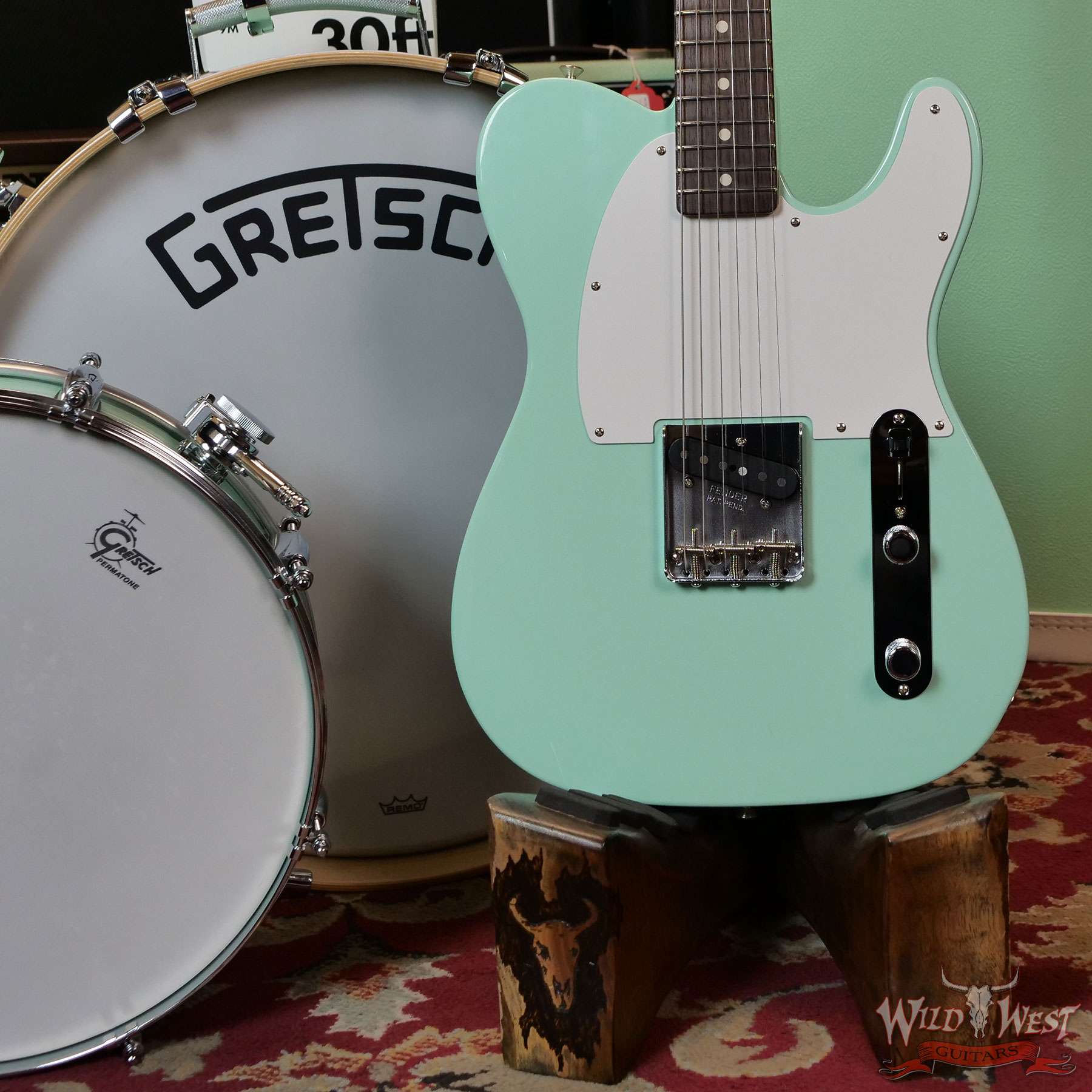 fendercs-mbdg-esq-gwe-21-01-d3__wwg.jpg Fender Custom Shop Envy Collection Dennis Galuszka 1963 Esquire NOS Josefina Hand-Wound Pickup Surf Green with Matching Custom Gretsch Broadkaster Drum Kit - Image 8