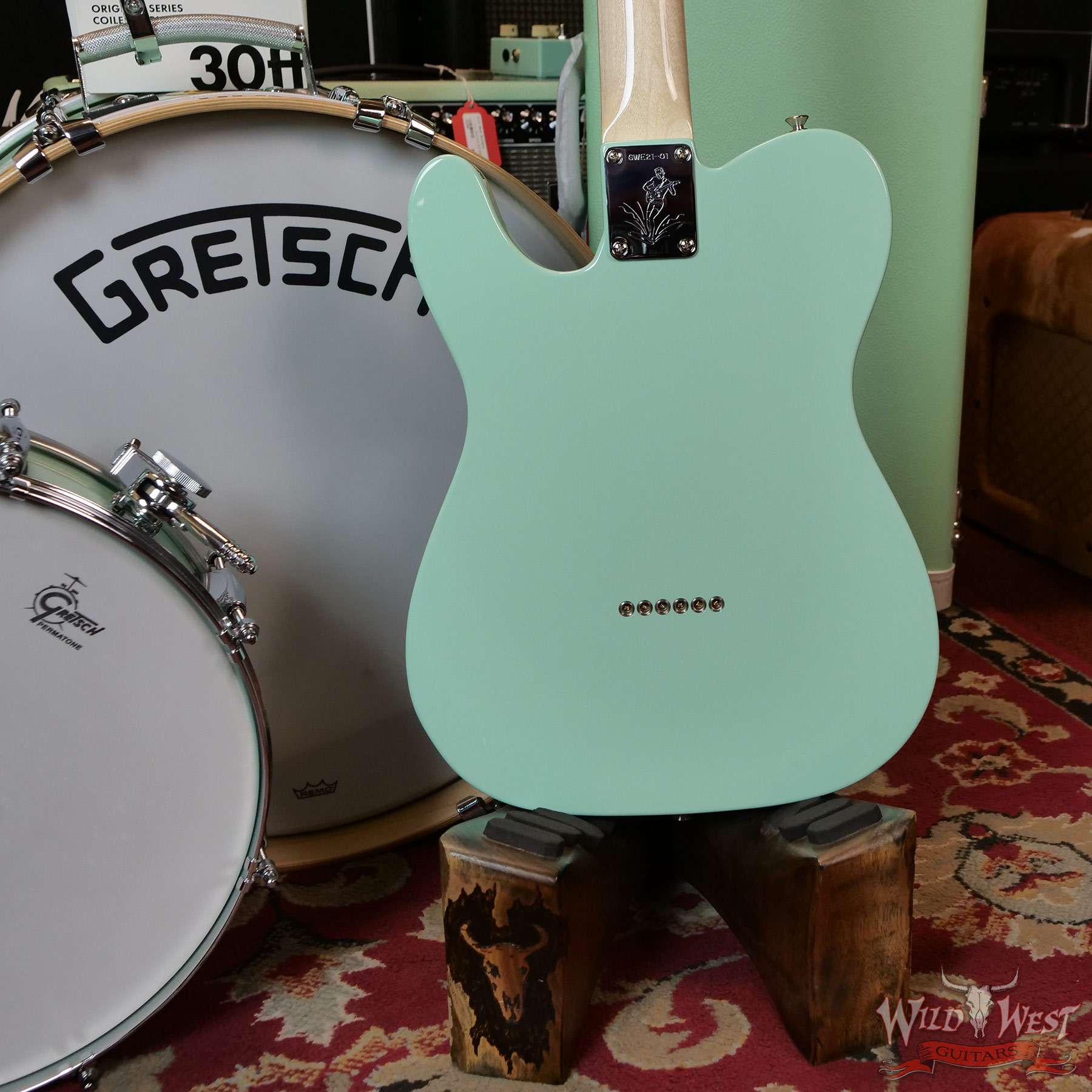 fendercs-mbdg-esq-gwe-21-01-d6__wwg.jpg Fender Custom Shop Envy Collection Dennis Galuszka 1963 Esquire NOS Josefina Hand-Wound Pickup Surf Green with Matching Custom Gretsch Broadkaster Drum Kit - Image 11