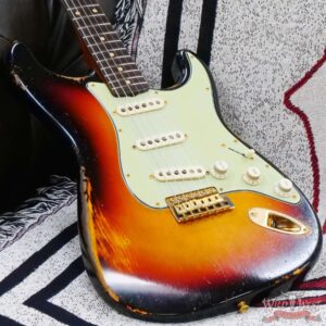 Fender Custom Shop Dale Wilson Masterbuilt 1960 Stratocaster Brazilian Rosewood Fingerboard Relic 3 Tone Sunburst with Gold Hardware - Image 8