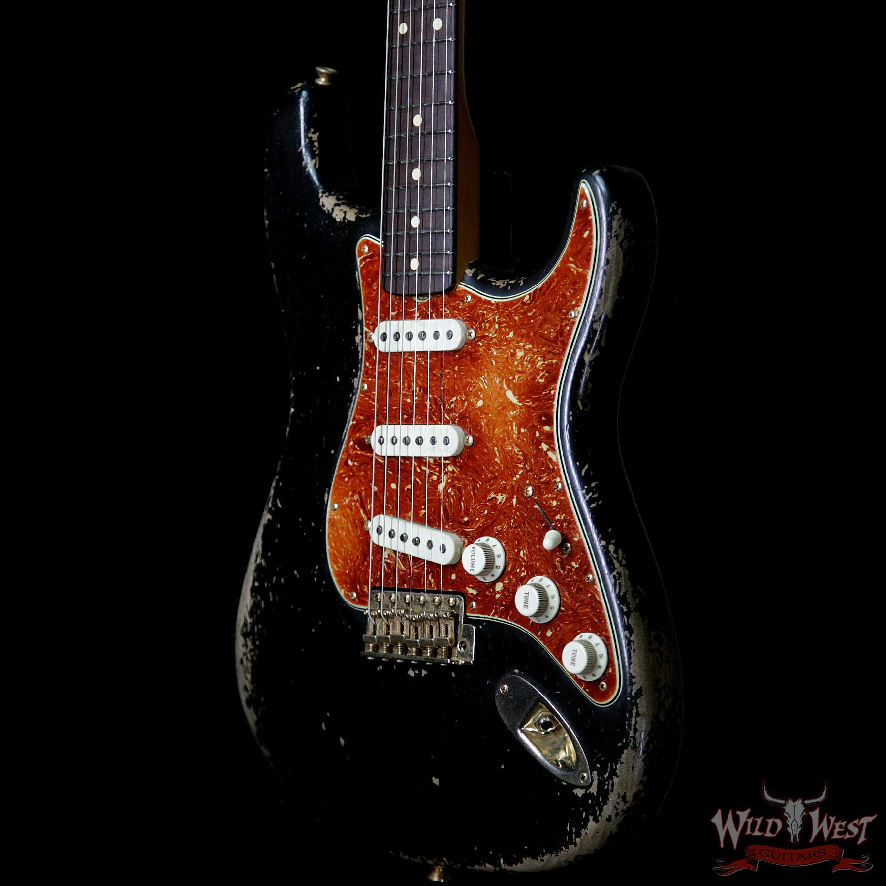 fendercs-mbdw-1960stratrelicbrz-black-cz537887-br__wwg.jpg Fender Custom Shop Dale Wilson Masterbuilt 1960 Stratocaster Brazilian Rosewood Slab Board Heavy Relic Black - Image 2