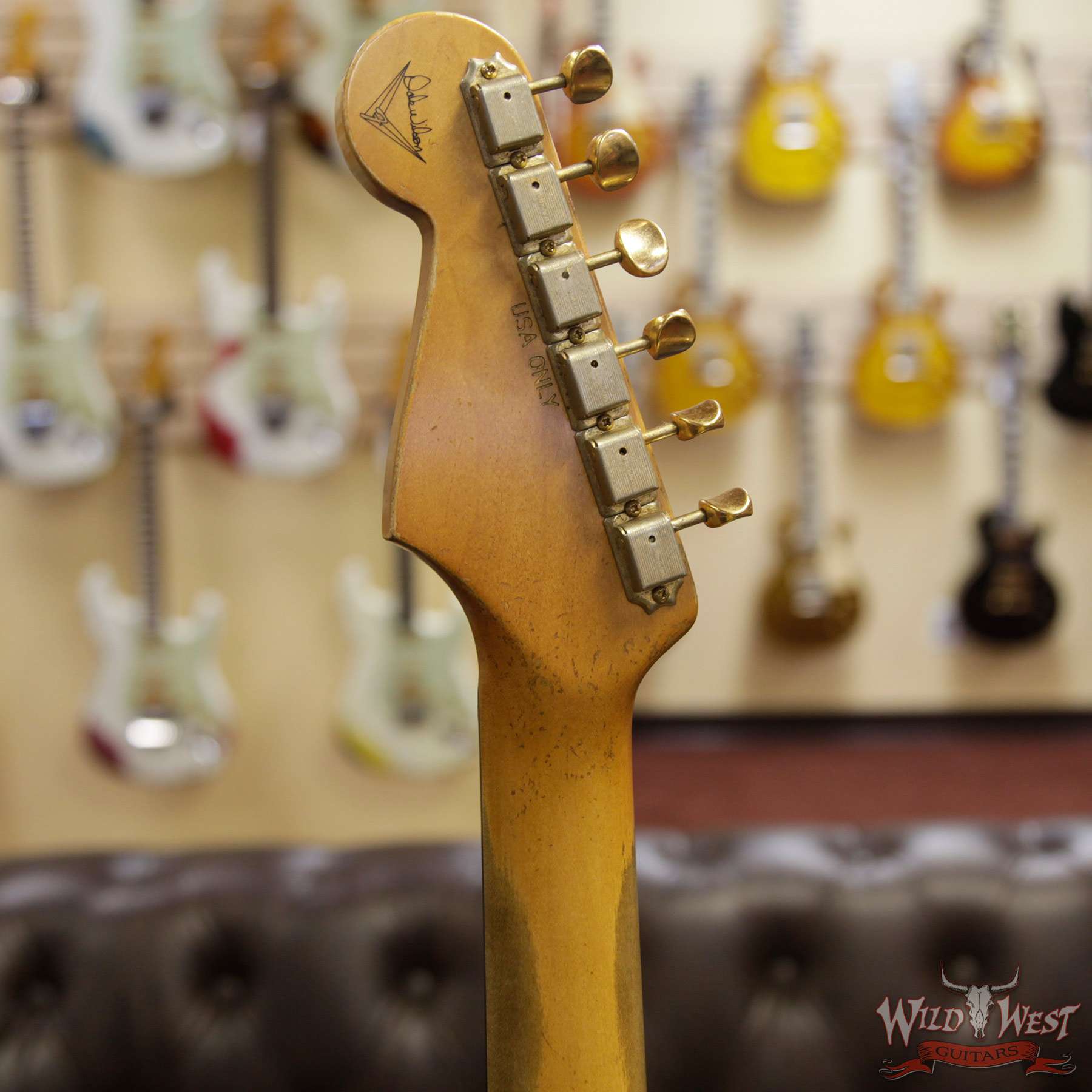 fendercs-mbdw-1960stratrelicbrz-black-cz537887-hb__wwg.jpg Fender Custom Shop Dale Wilson Masterbuilt 1960 Stratocaster Brazilian Rosewood Slab Board Heavy Relic Black - Image 9