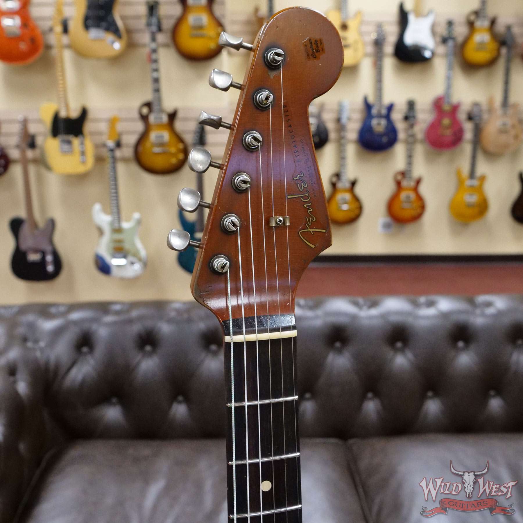fendercs-mbdw-1961strat-cz553597-d2__wwg.jpg Fender Custom Shop Dale Wilson Masterbuilt 1961 Stratocaster Josefina Hand-Wound Pickups Heavy Relic 3 Tone Sunburst - Image 7