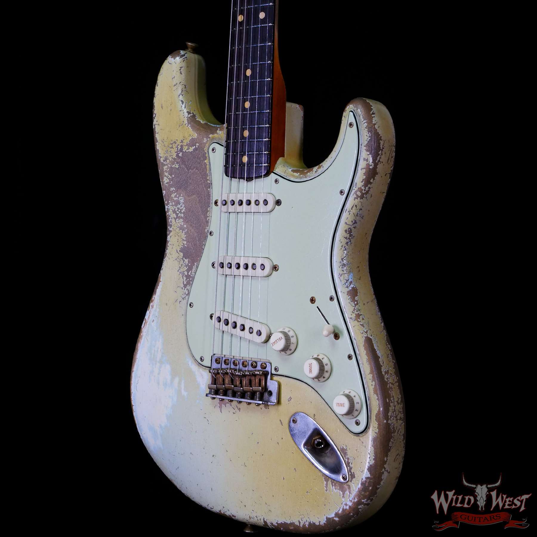 fendercs-mbdw-cz556154-br__wwg.jpg Fender Custom Shop Dale Wilson Masterbuilt 1961 Stratocaster Heavy Relic Super Faded Sonic Blue - Image 2