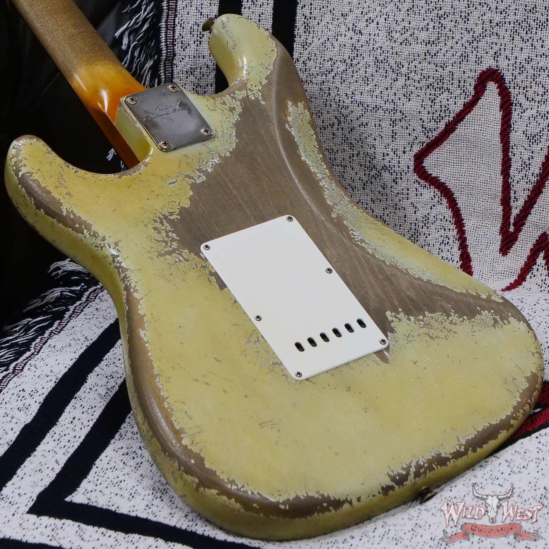 fendercs-mbdw-cz556154-d8__wwg.jpg Fender Custom Shop Dale Wilson Masterbuilt 1961 Stratocaster Heavy Relic Super Faded Sonic Blue - Image 13