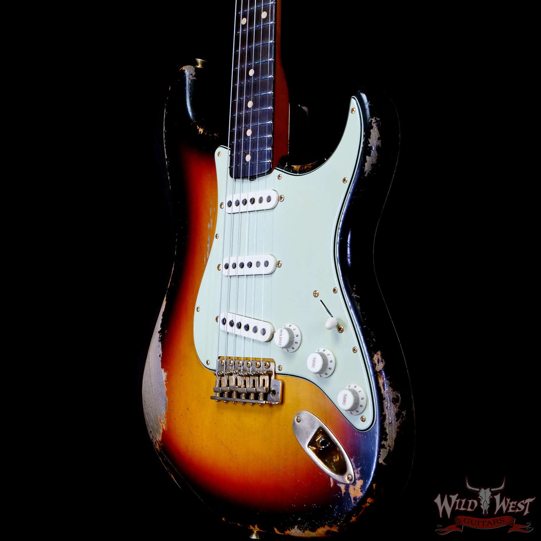 fendercs-mbdw-cz566232-br__wwg.jpg Fender Custom Shop Dale Wilson Masterbuilt 1960 Stratocaster Brazilian Rosewood Board Relic 3 Tone Sunburst with Gold Hardware - Image 2