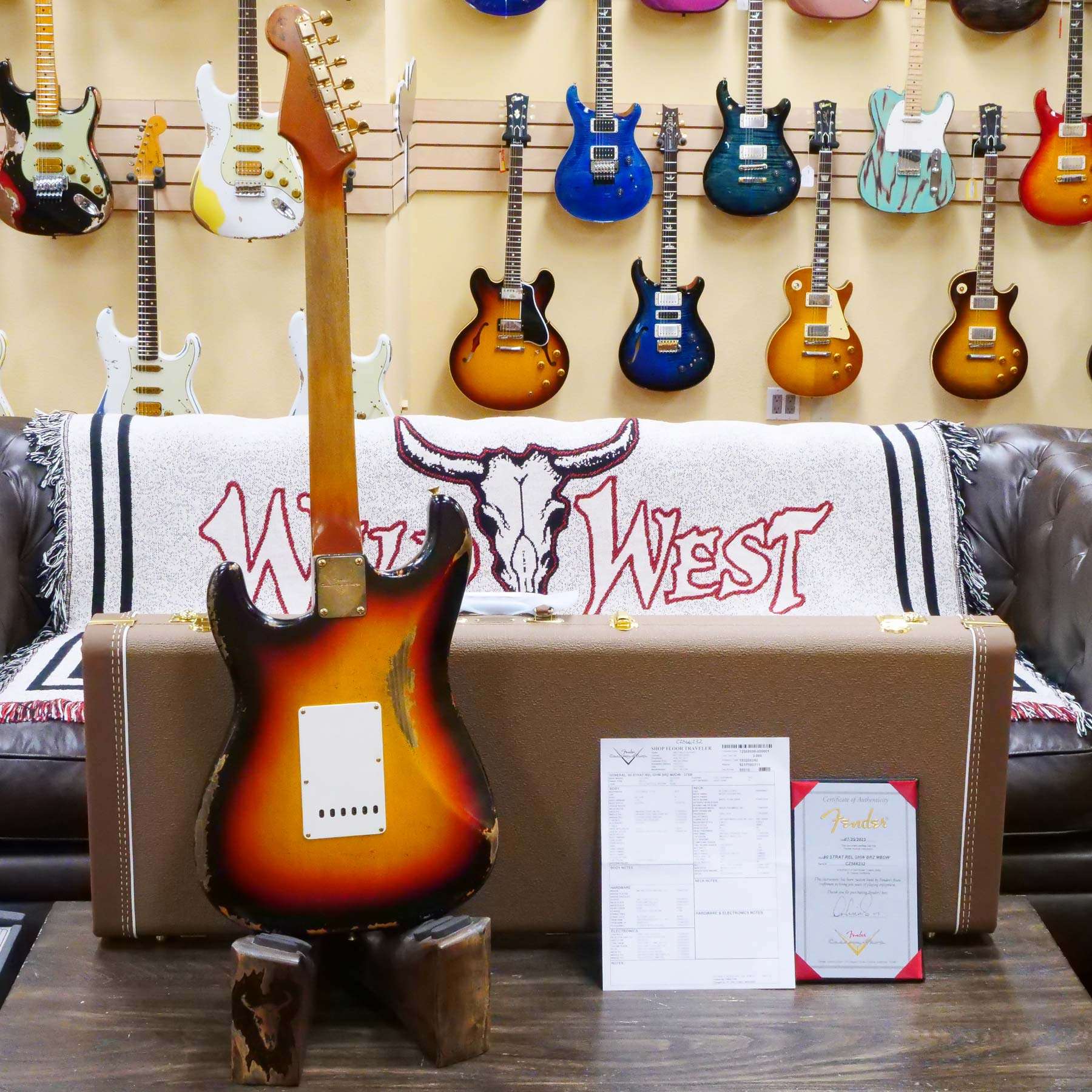 fendercs-mbdw-cz566232-d7__wwg.jpg Fender Custom Shop Dale Wilson Masterbuilt 1960 Stratocaster Brazilian Rosewood Board Relic 3 Tone Sunburst with Gold Hardware - Image 12