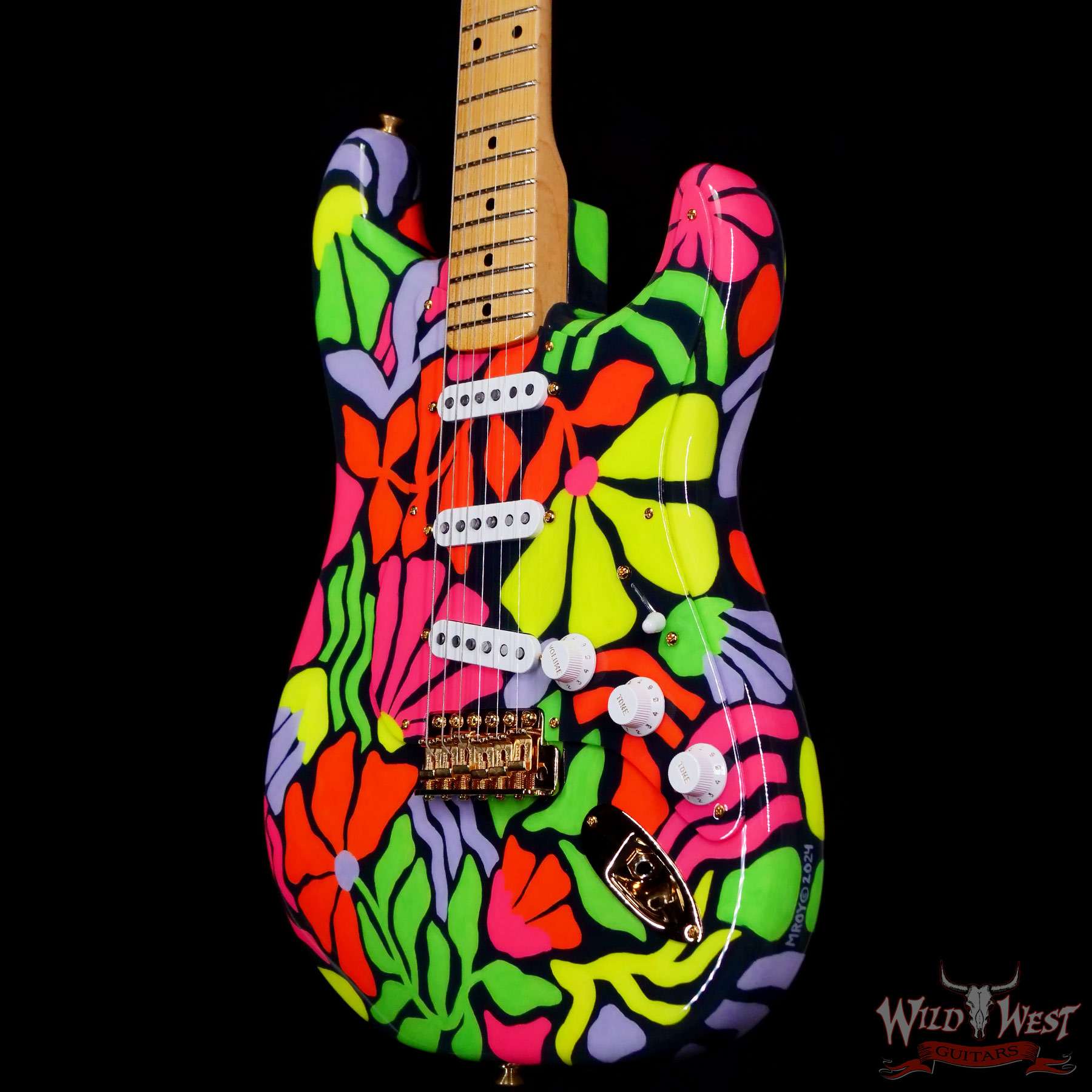 fendercs-mbgf-cz573723-br__wwg.jpg Fender Custom Shop Greg Fessler Masterbuilt Blacklight 68 Stratocaster Flame Maple Neck Artwork Hand Painted by Madison Roy 7.95 LBS - Image 2